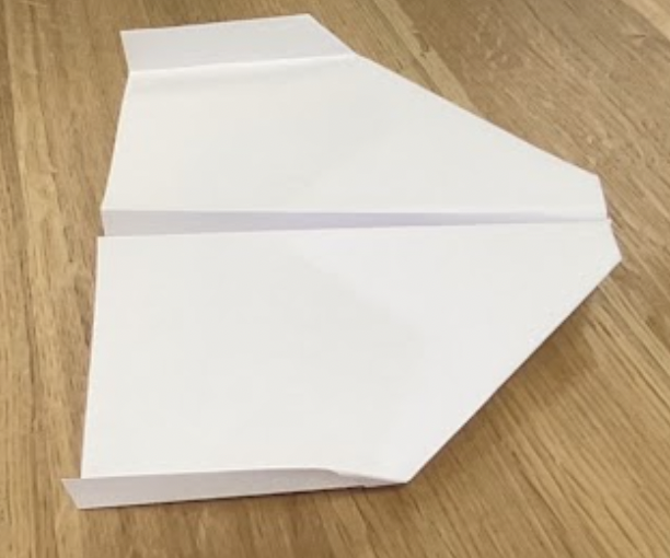 Paper Airplane With Longest Flight Time