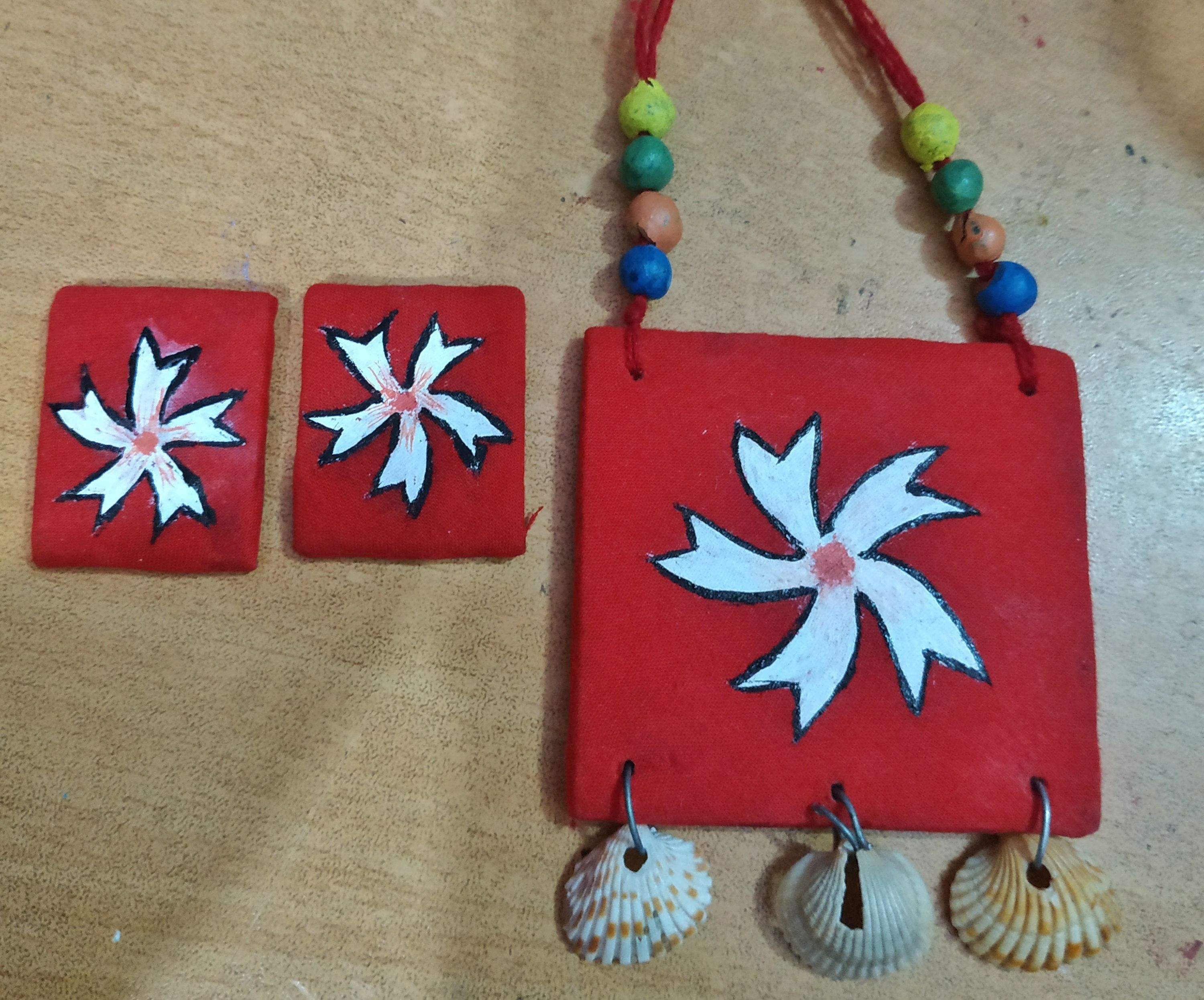 Simple Cardboard and Cloths Jewelry   