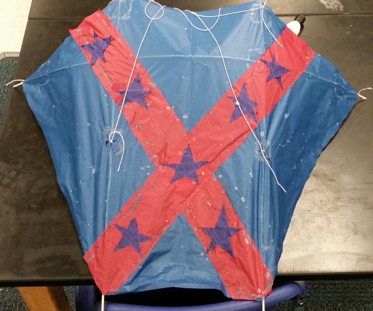 Chip and Dale Barndoor Kite