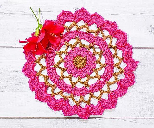 Ruffled Mini Flower Doily