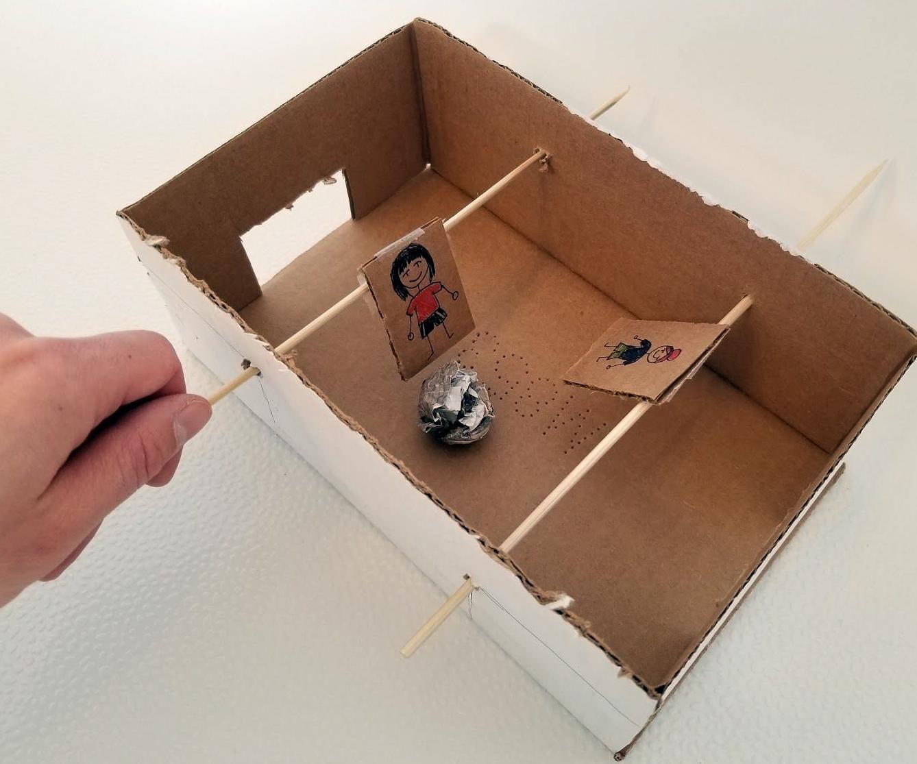 Futbolín Hecho Con Caja De Cartón