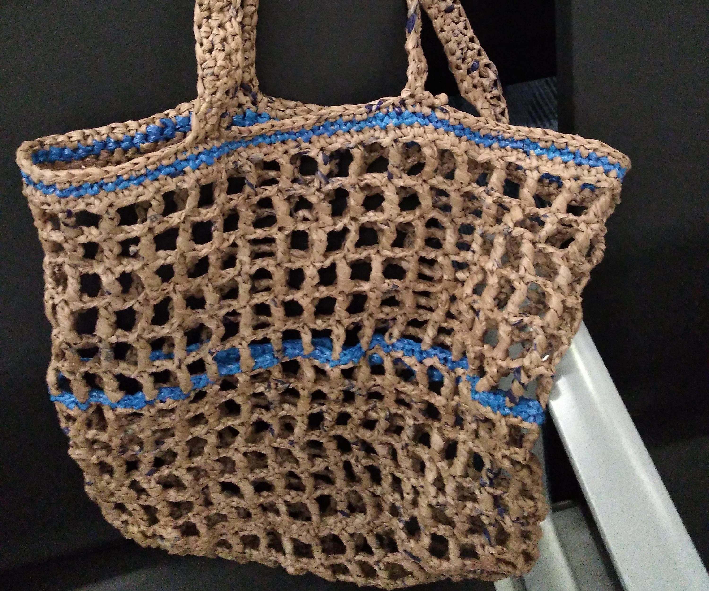 (Roomier) Mesh Tote Bags From Single-Use Plastic Bags