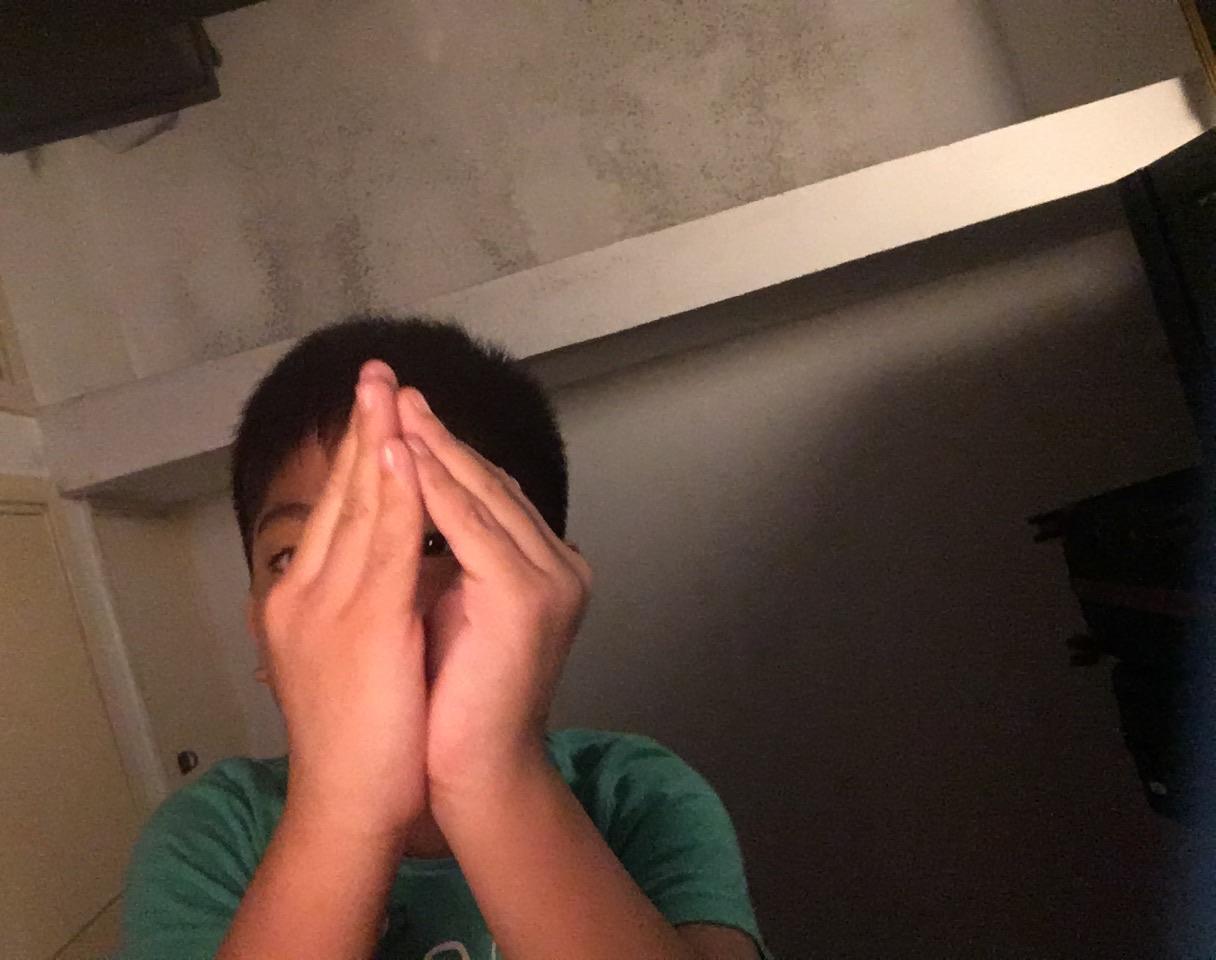 How to Clap Eli Bishop and Speed Clap Like First Hit Your Wrist and Then Fingertips Hitting Palms Thanks