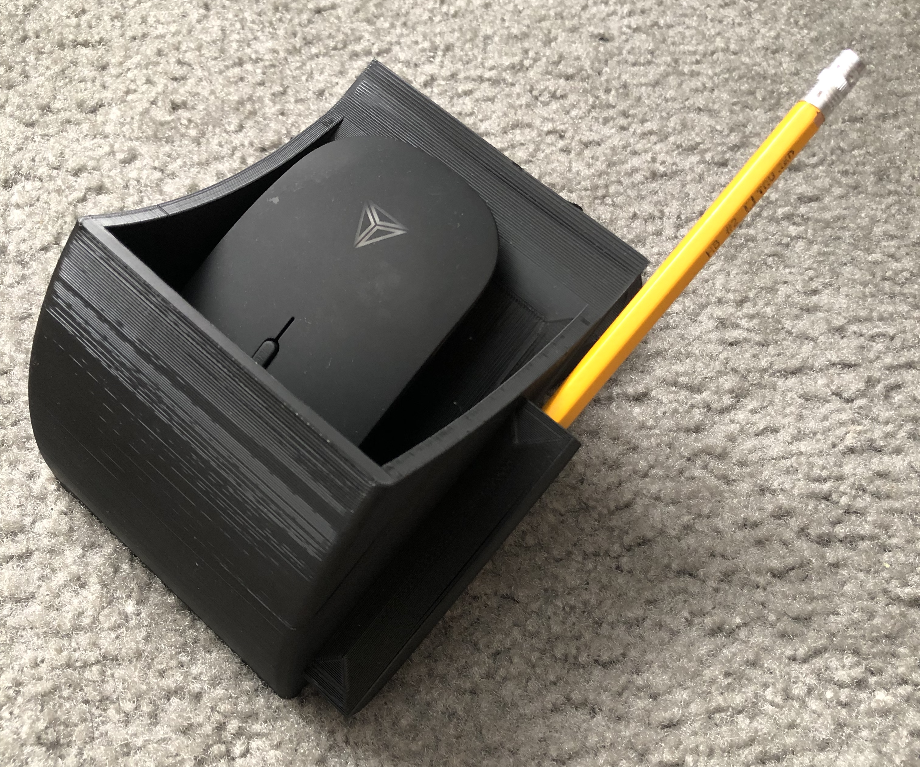 Computer Mouse Holder