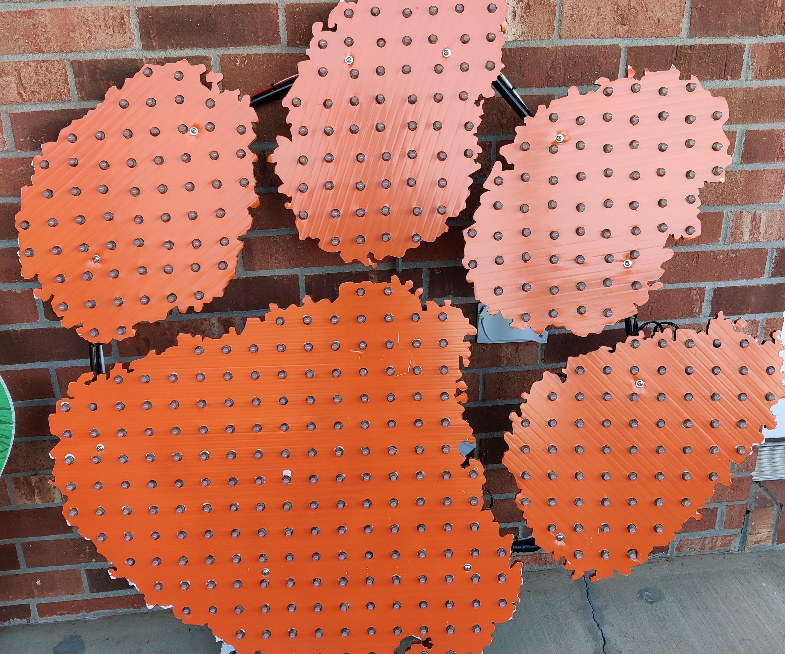 LED Pixel Clemson Tiger Paw