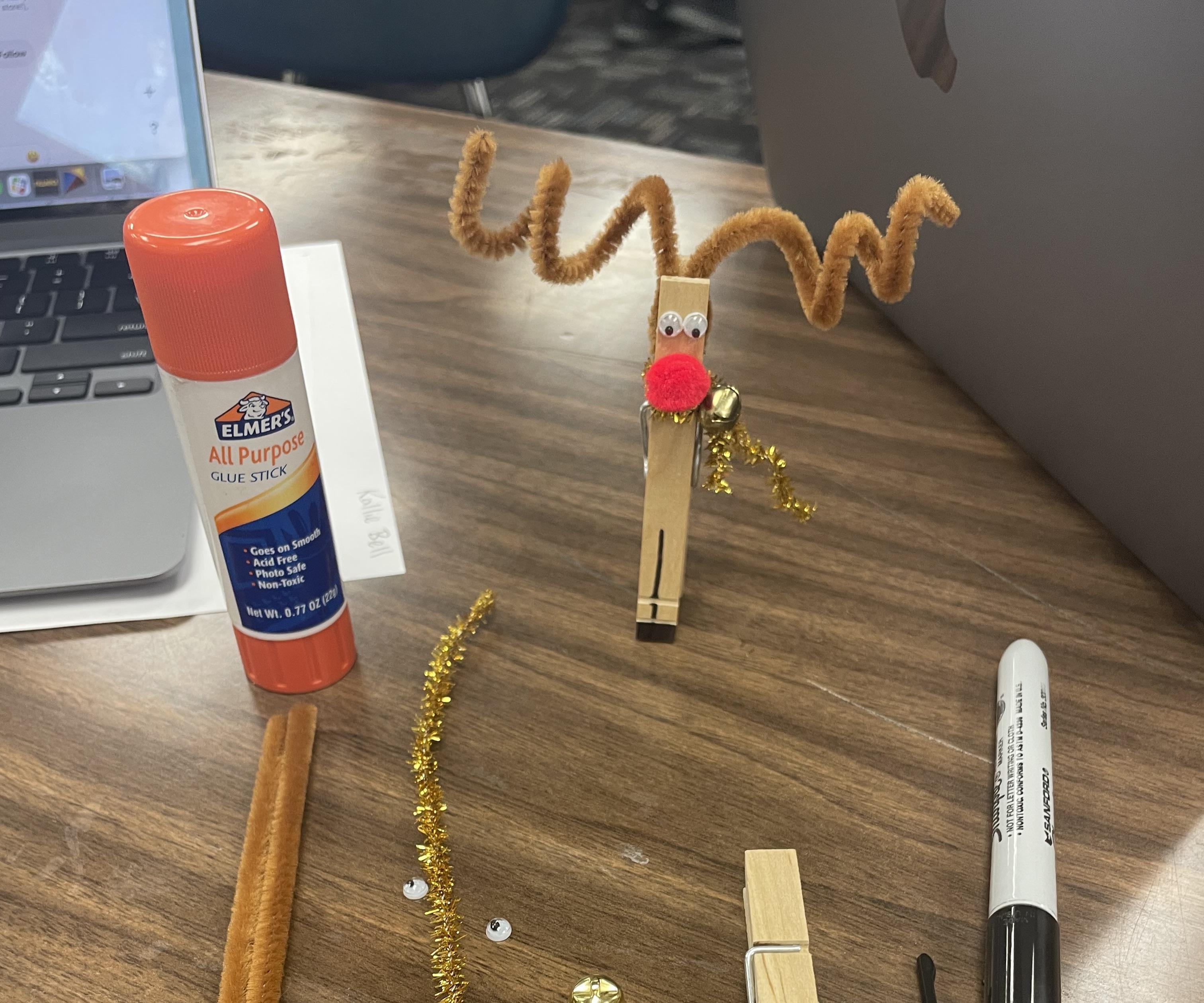 Clothespin Reindeer 