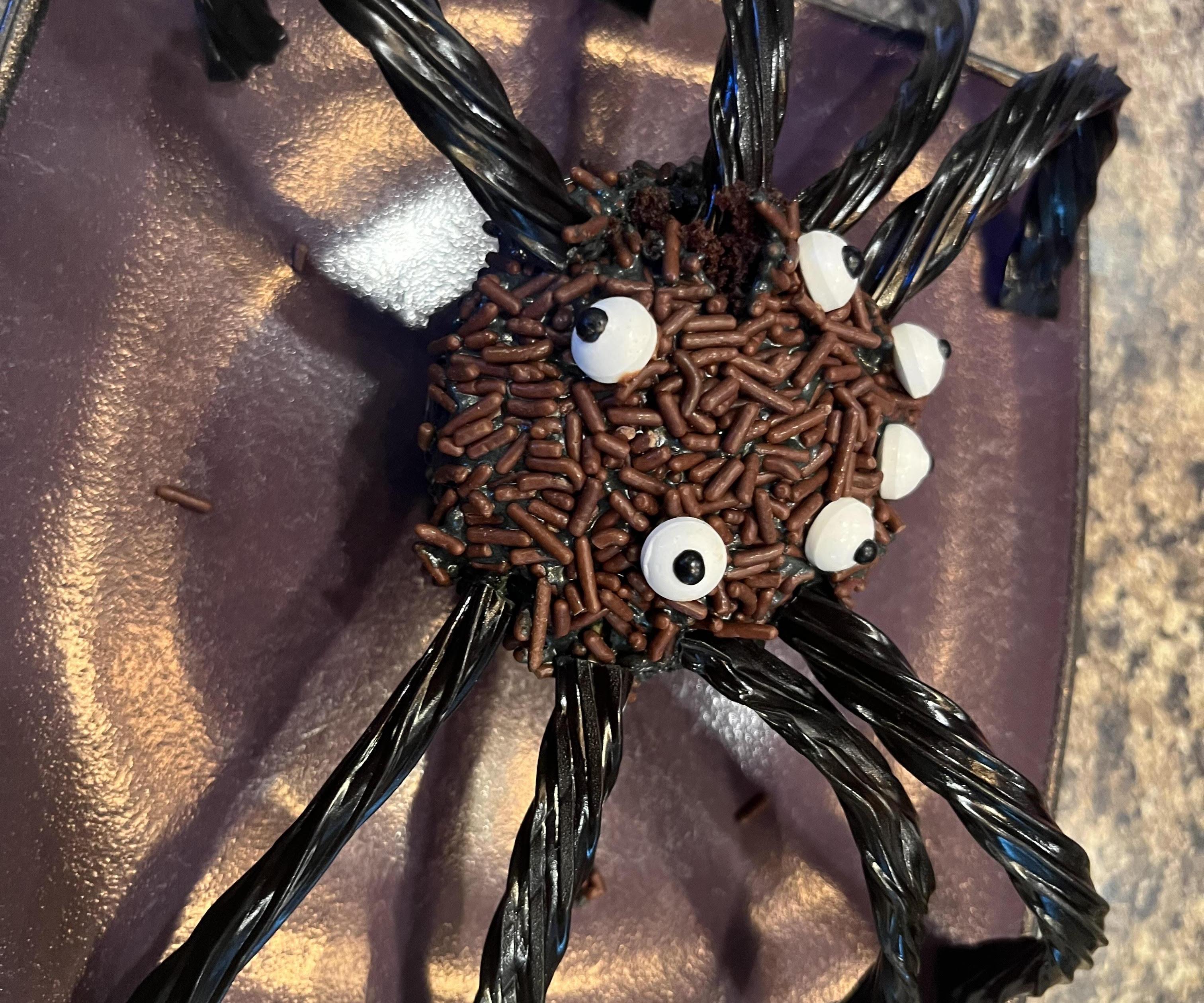 Halloween Cupcakes With Multiple Designs