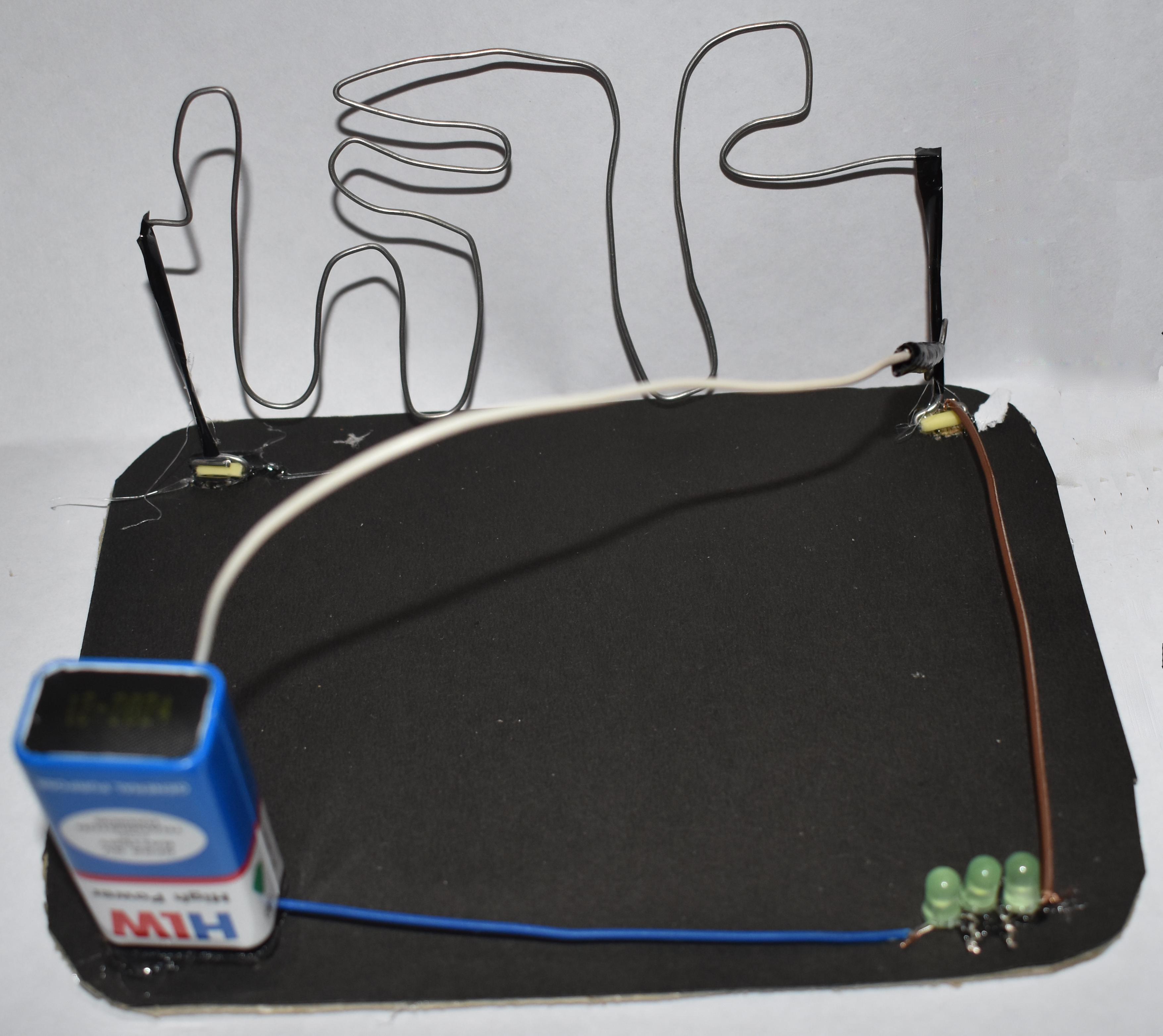 Mini Collapsible Buzz Wire Game