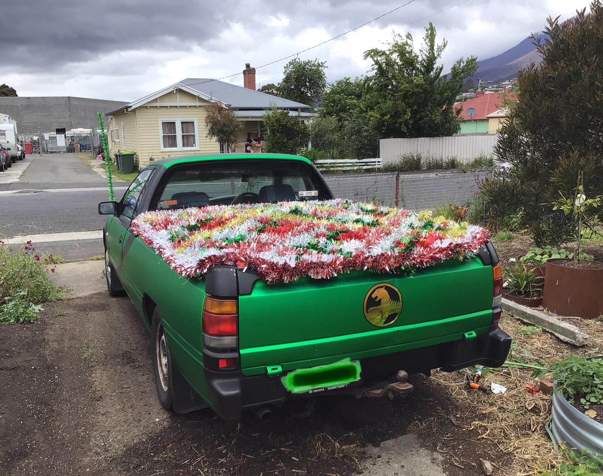 How to Tinsel a Ute