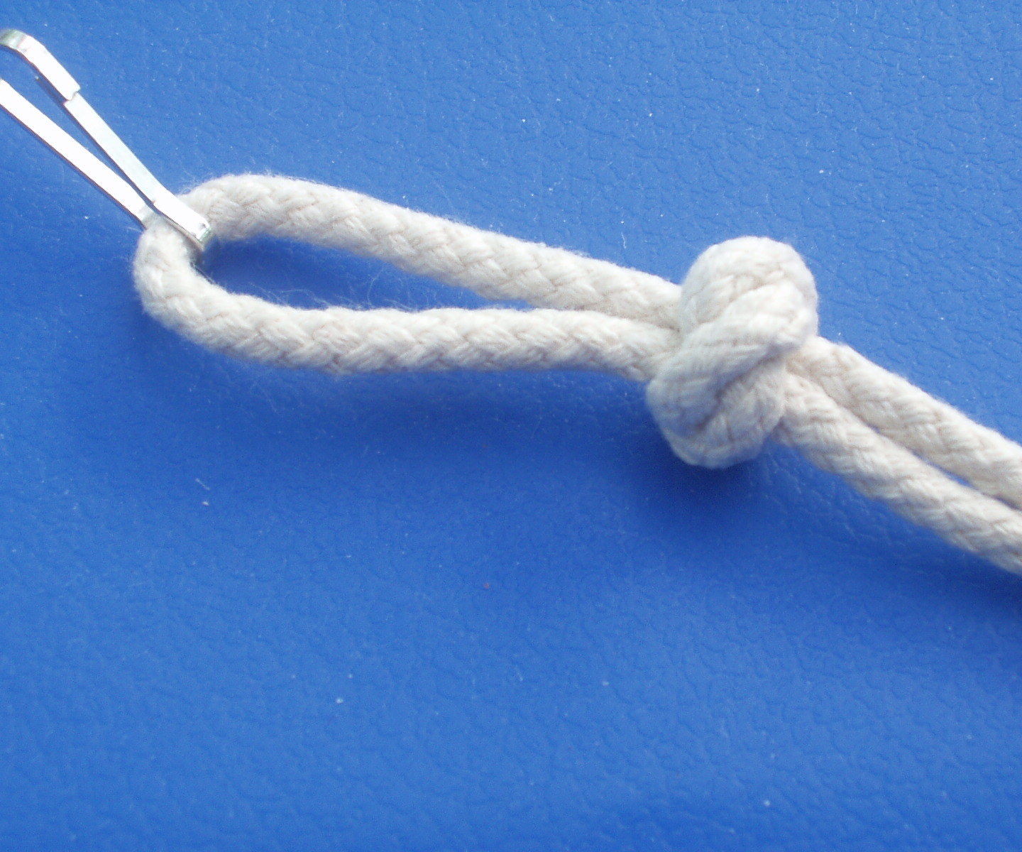 Granny Knot Zipper Pull