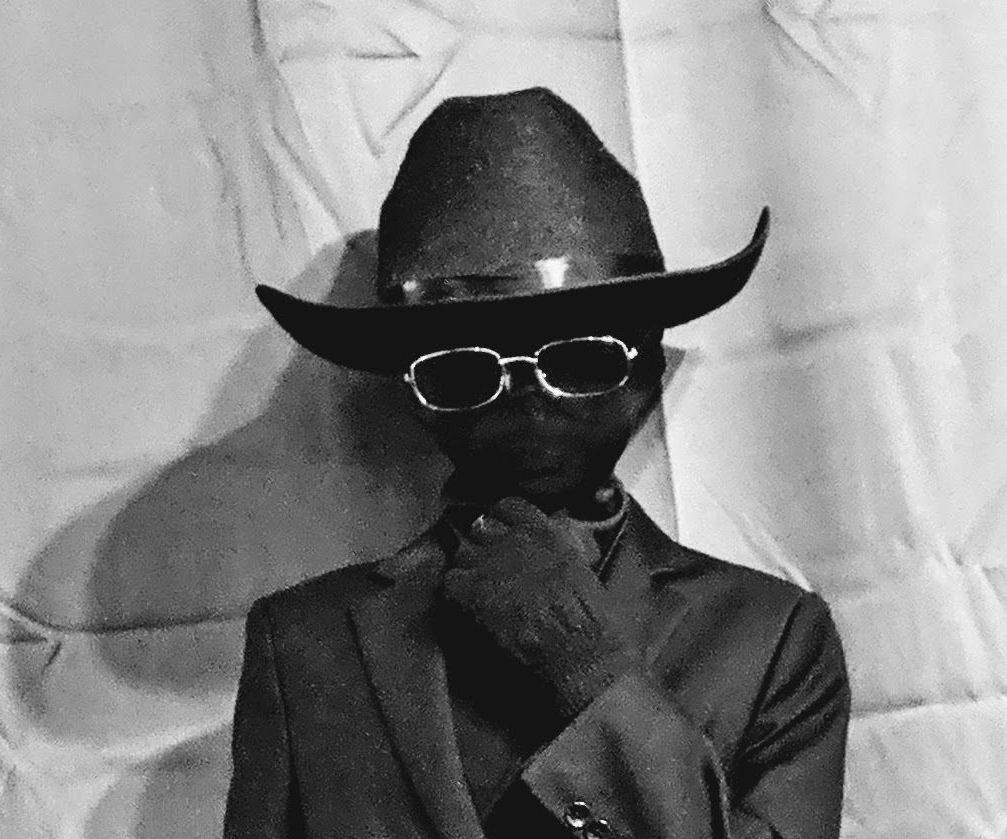 Google Incognito Mode Costume (Fits in a Hat!)