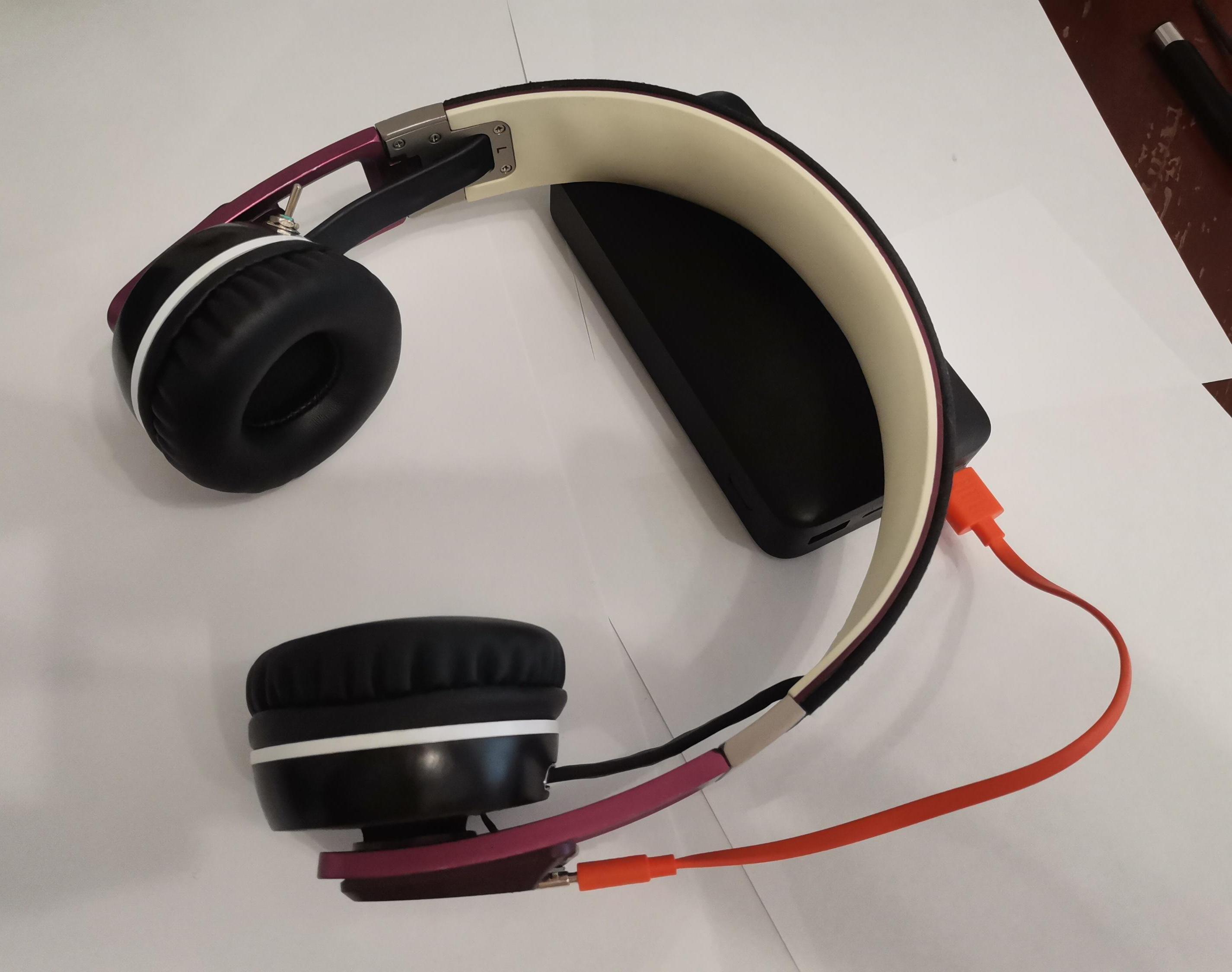 Long Lasting Wireless Headphones