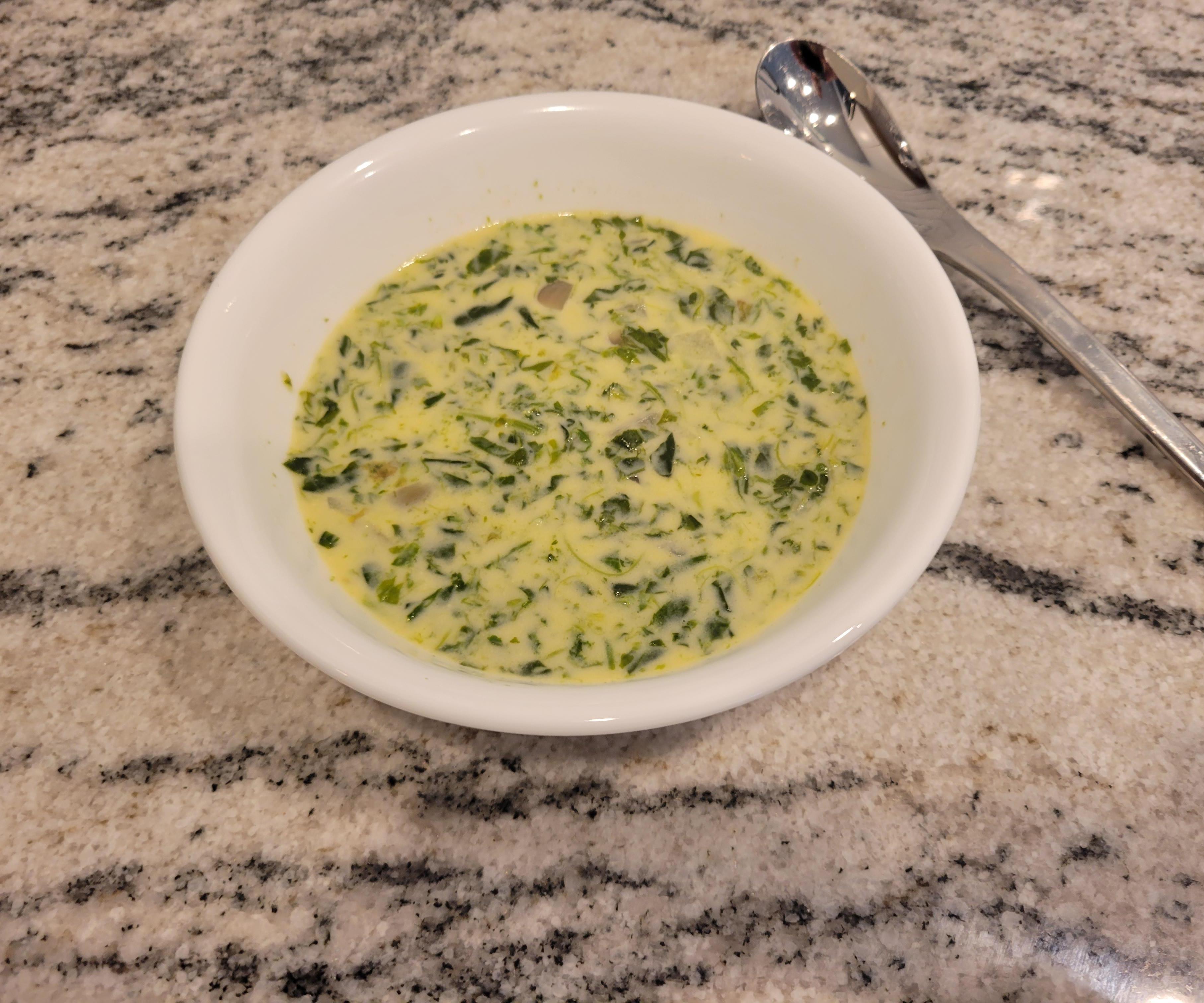 Spinach Soup With Cheesy Goodness