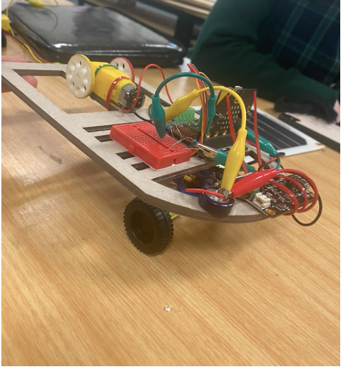 Solar Powered Vechile Using a Capsaitor 