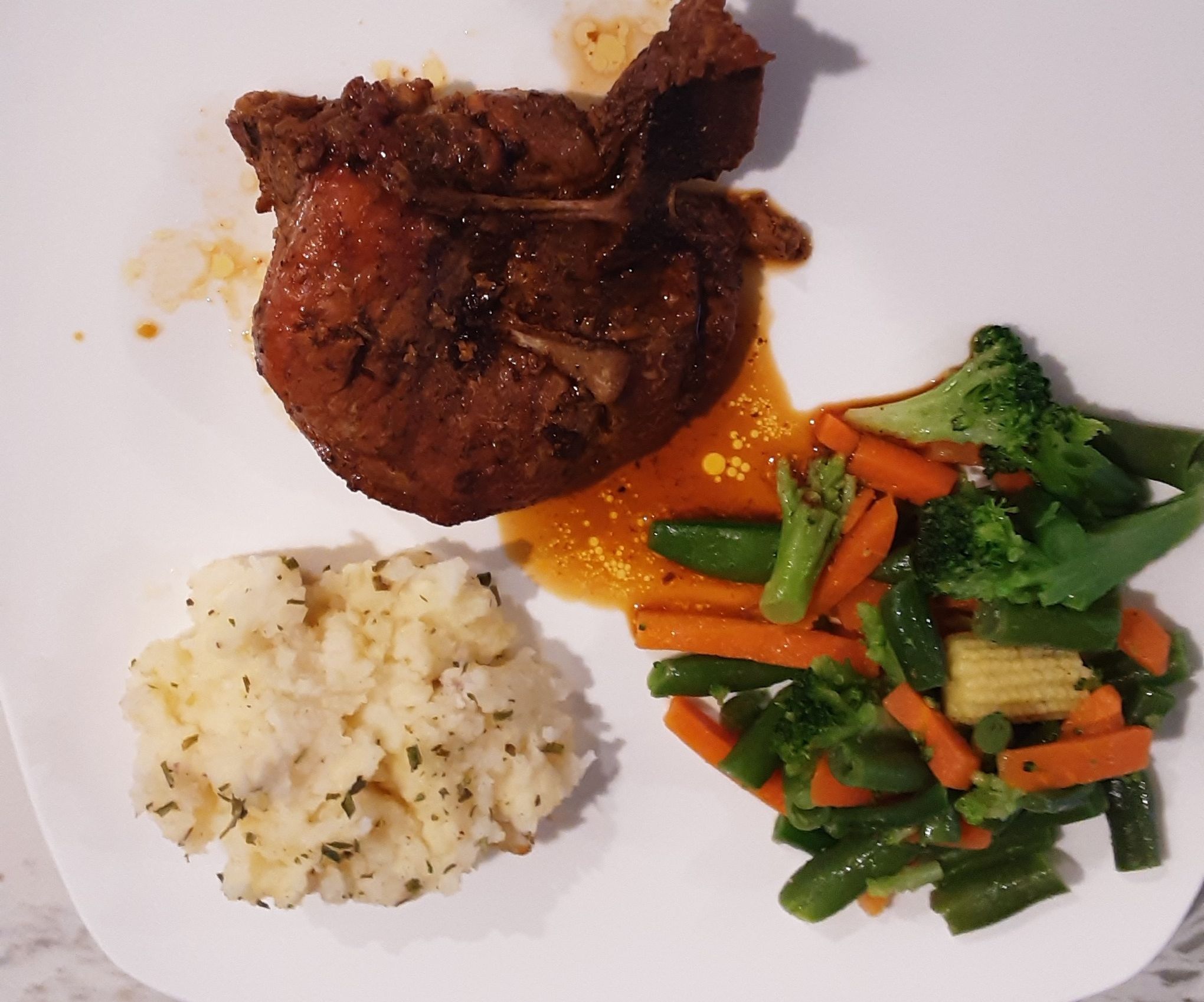 How to Make Porkchops, Mashed Potatoes and Vegetables.