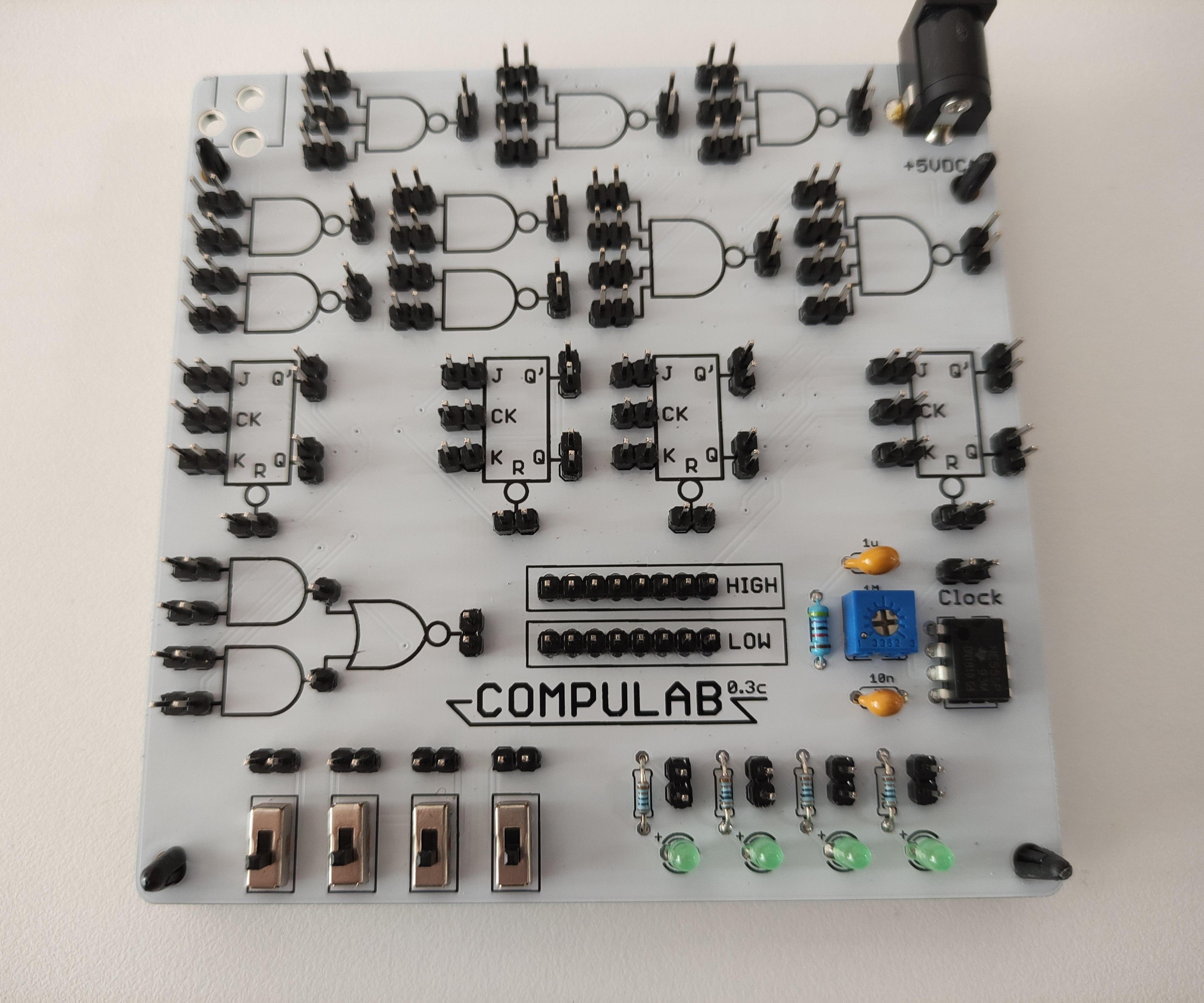 CompuLab - a DEC H500 Inspired Logic Trainer