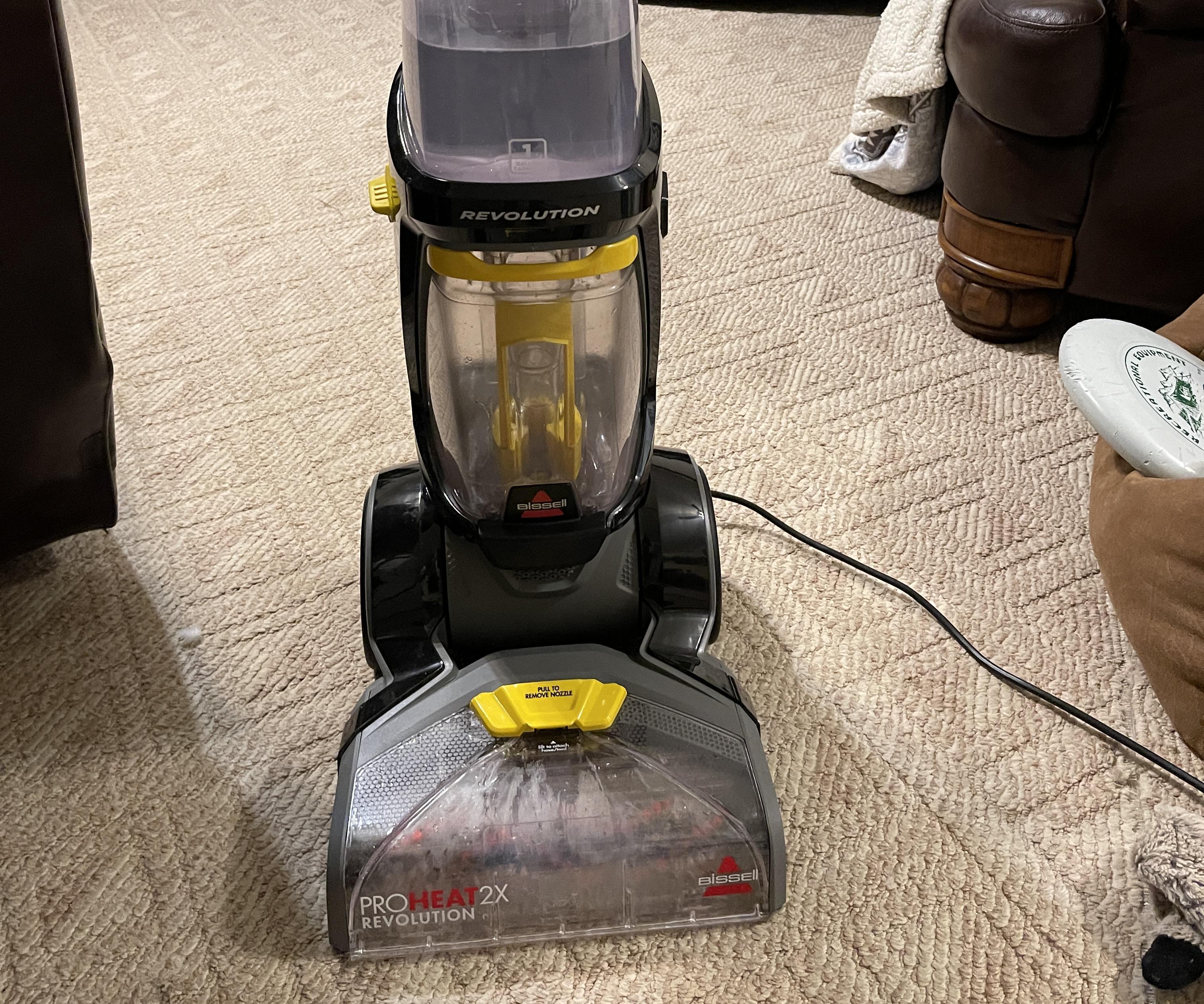 Bissel ProHeat 2X Revolution Not Spraying! I've Found the Problem!