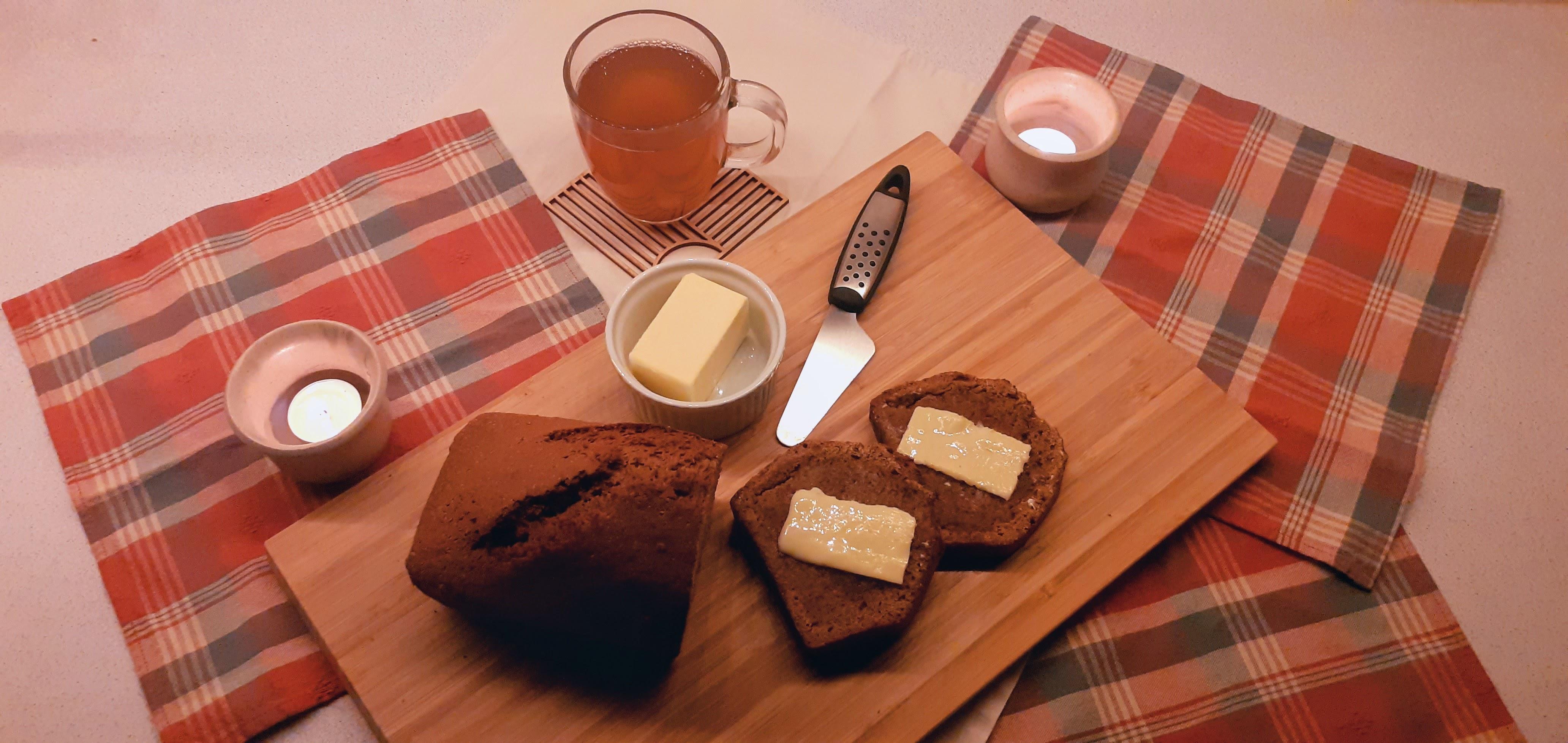 A Super Simple, Christmassy, Danish Beer Cake