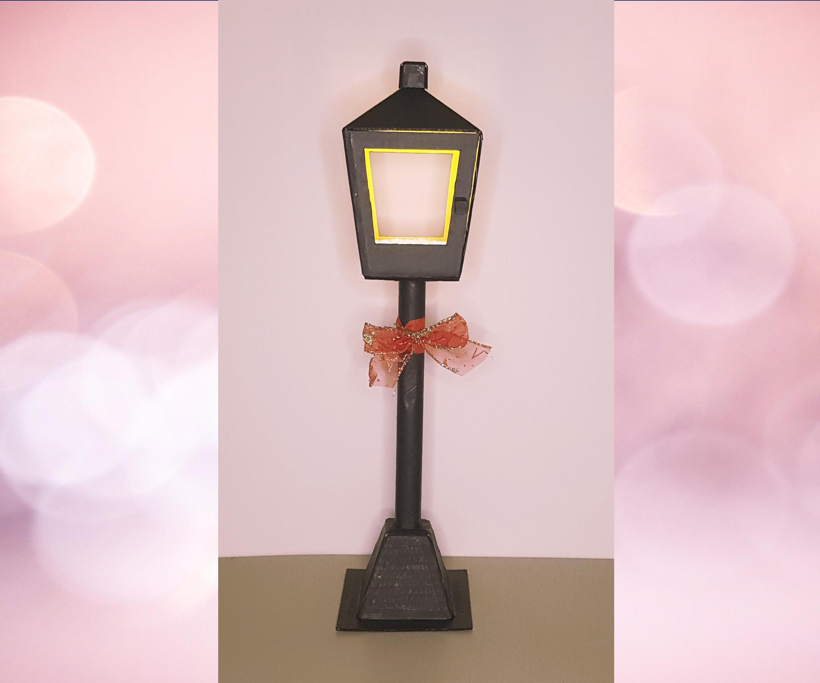 How to Make a Cardboard Christmas Lamppost