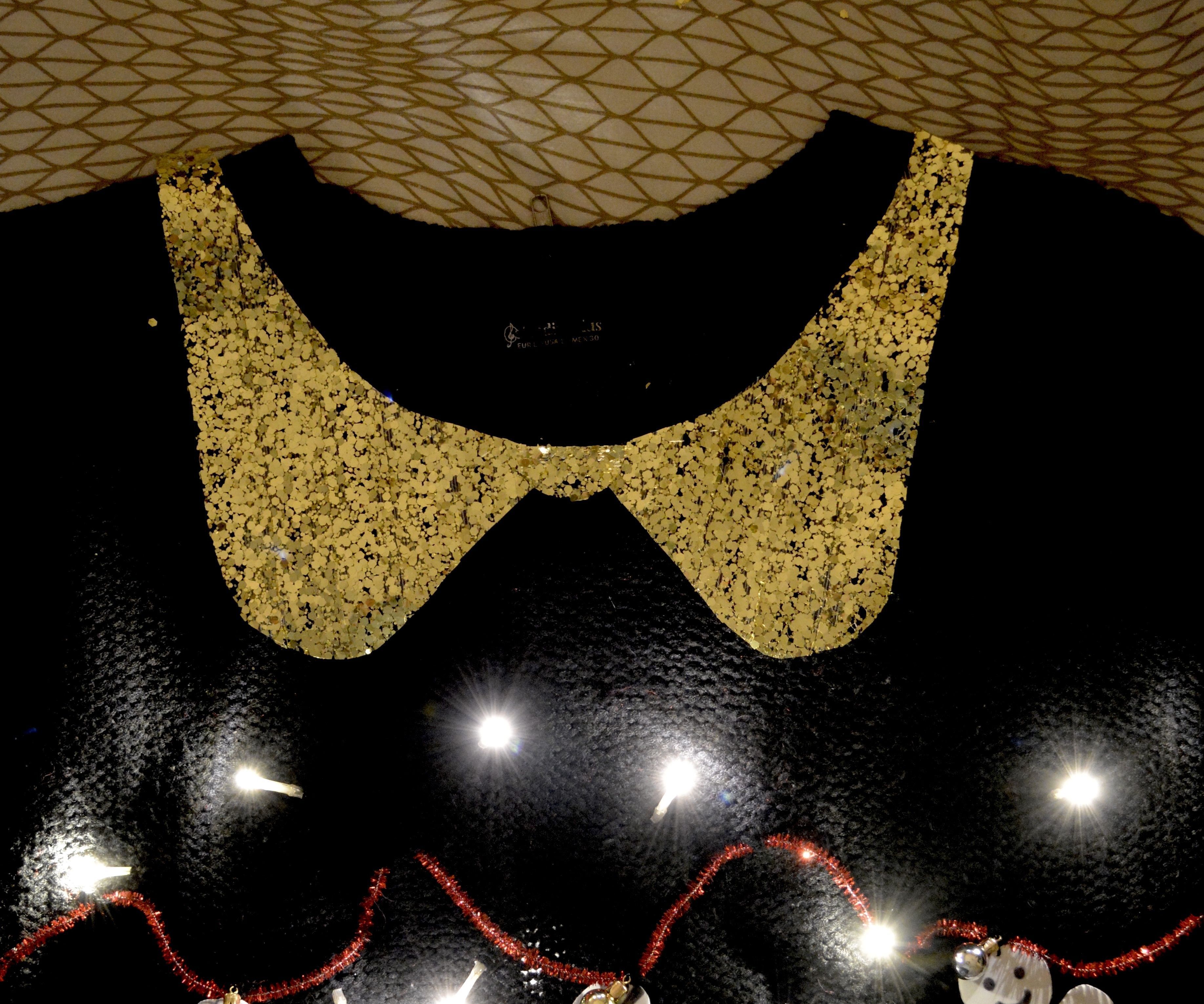 Ugly-chic Xmas Sweater