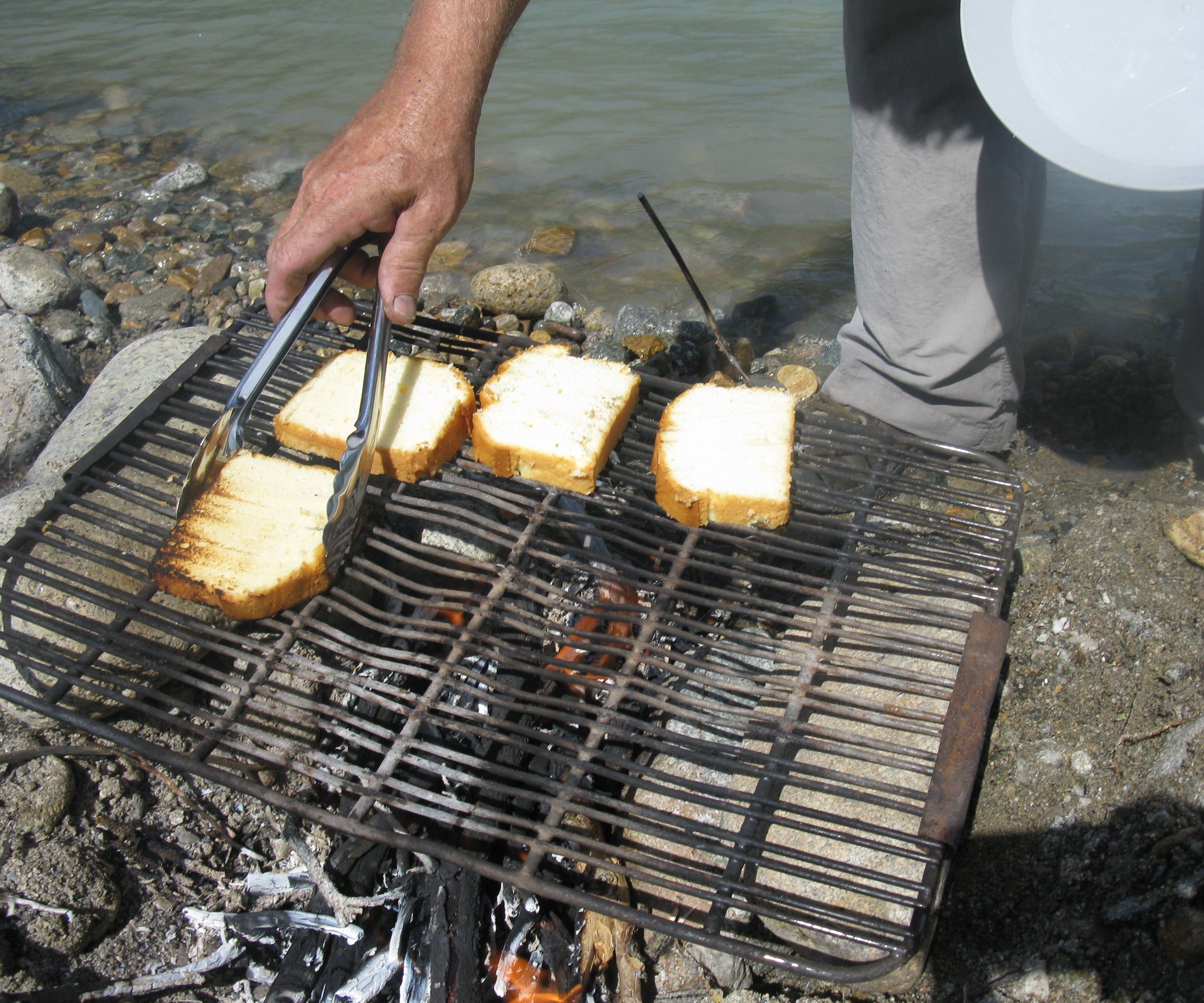 A Safe, Functional, Leave-no-trace Campfire Pit