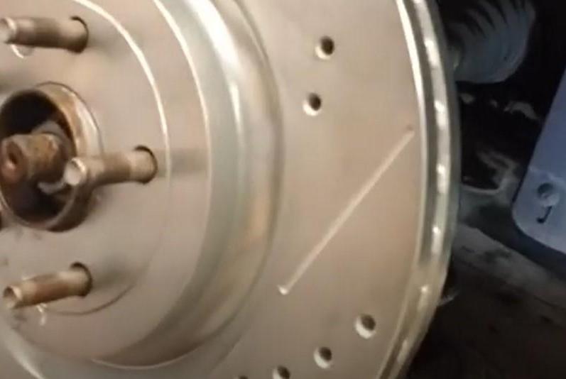 Changing Front Brakes Ford Explorer Flex Taurus Rotors Pads Clips Disk BrakesDIY