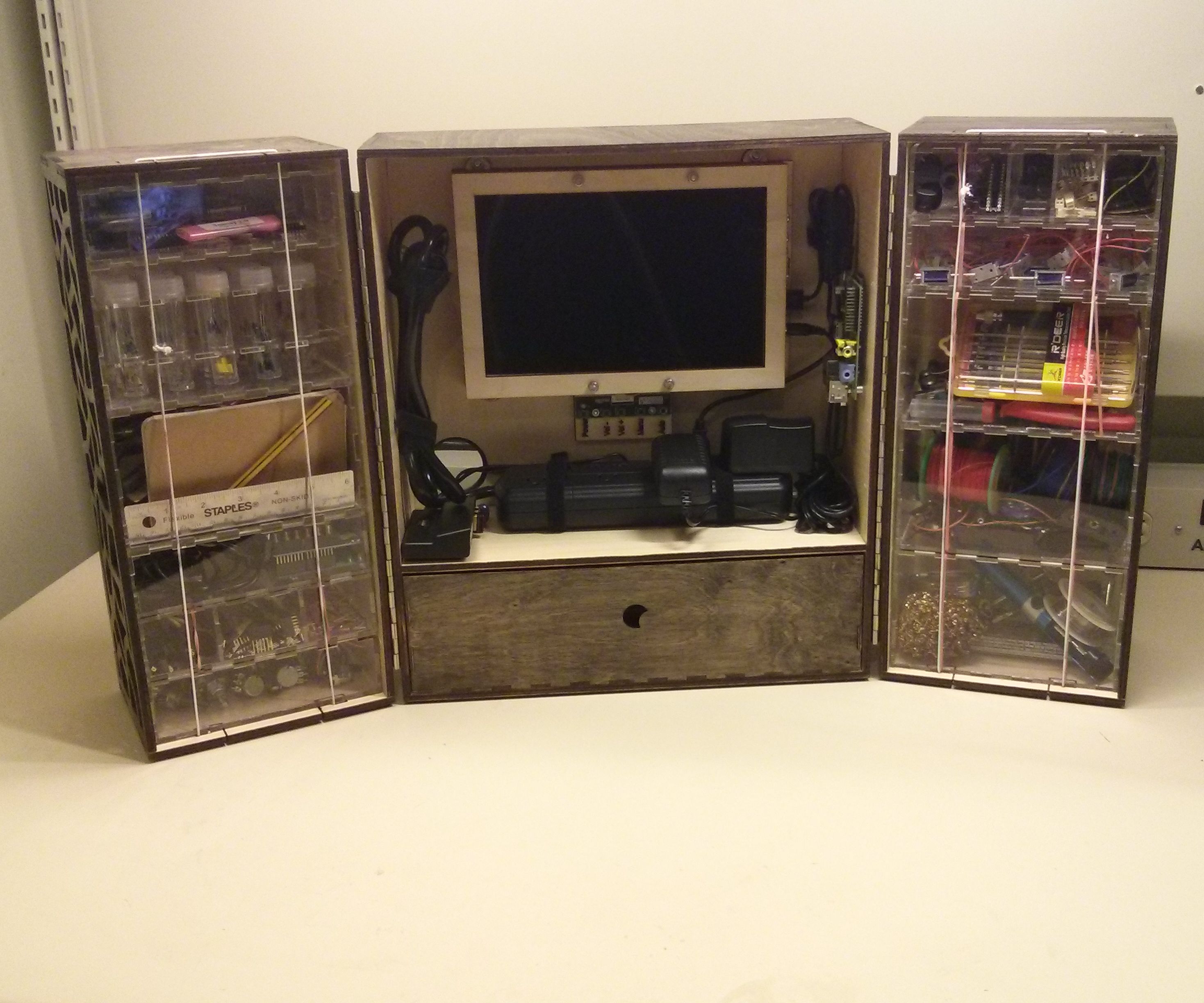 The Triptych - a Portable Arduino Workshop