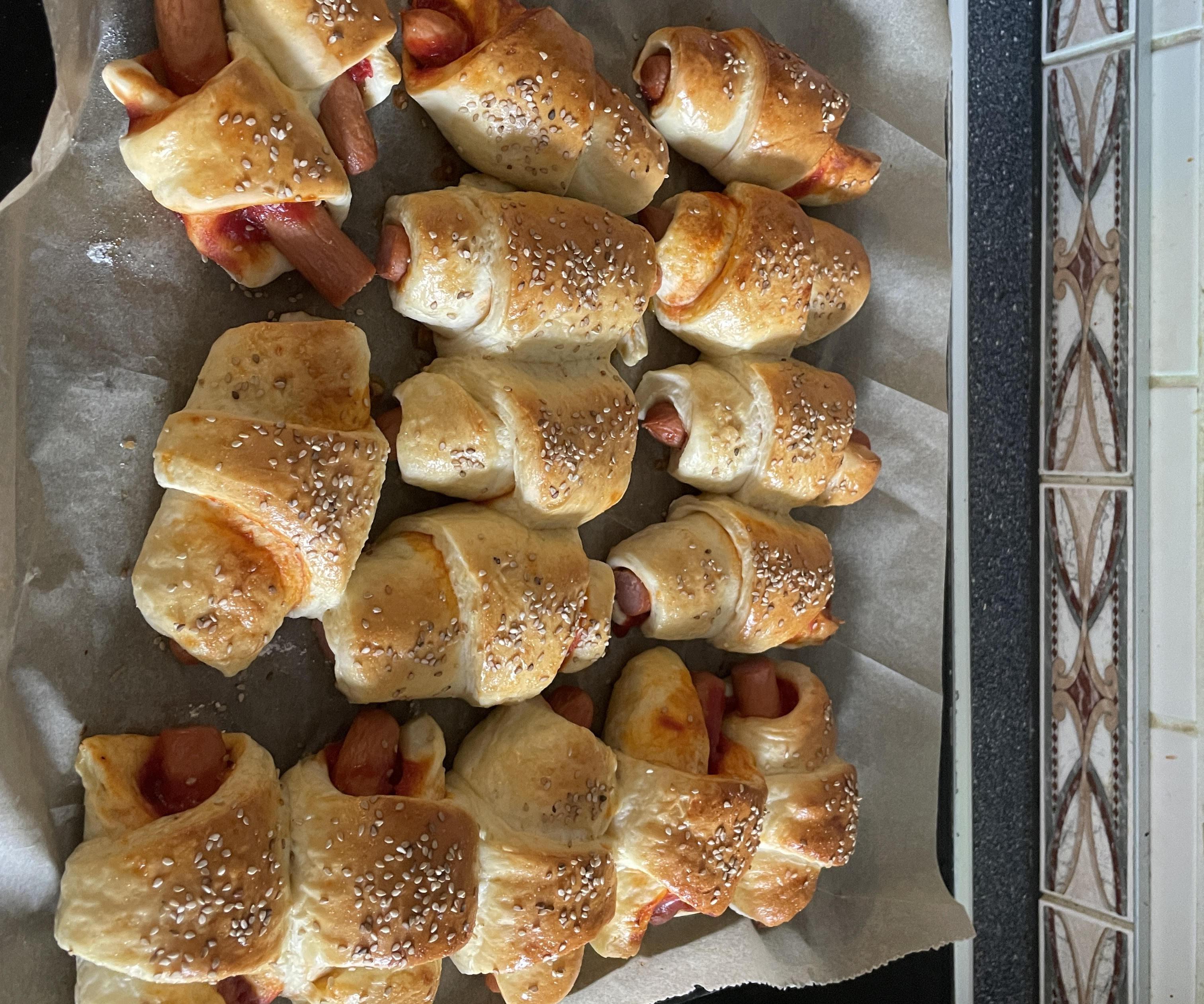 Danish "Pølsehorn" Recipe