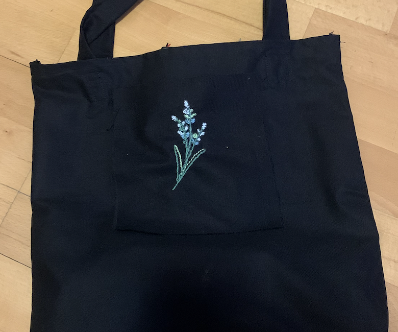 How to Make a Tote Bag With Circuit Playground Express Light