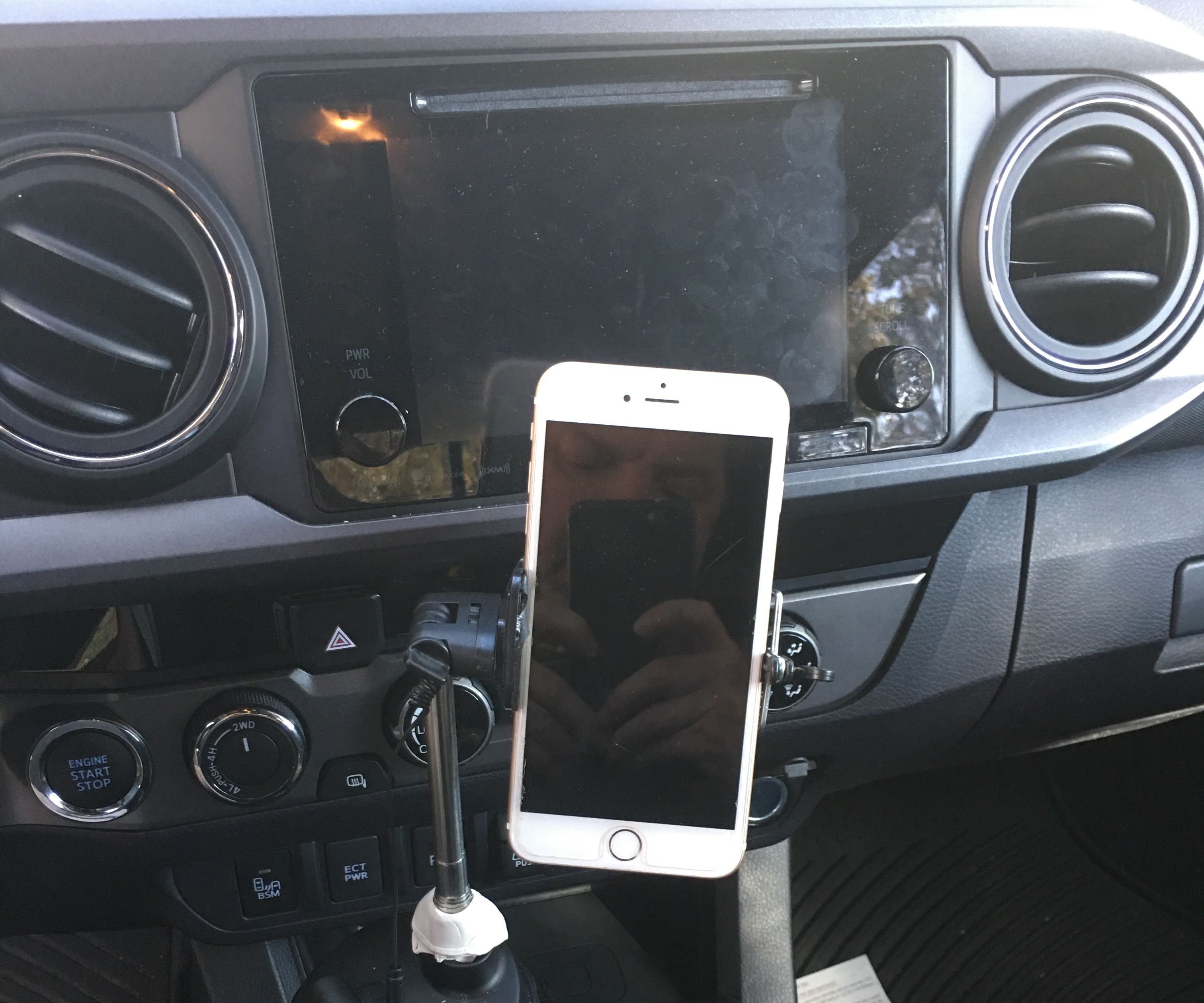 Cell Phone Mount
