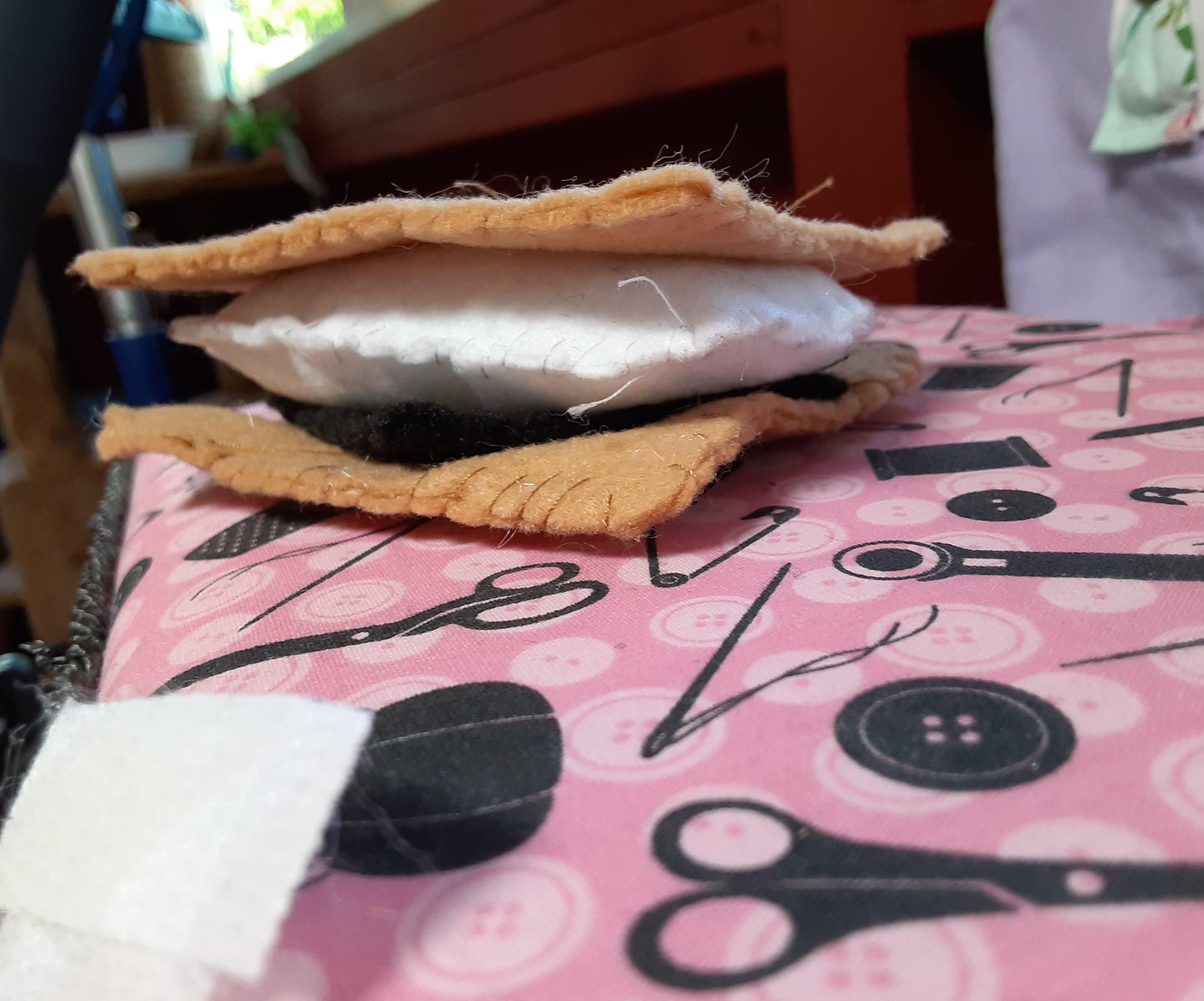 Diy Four Step Felt Smore!