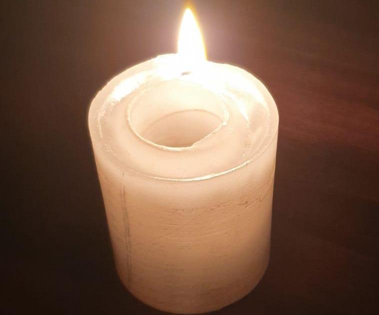 Easy and Stylish DIY Spiral Candle