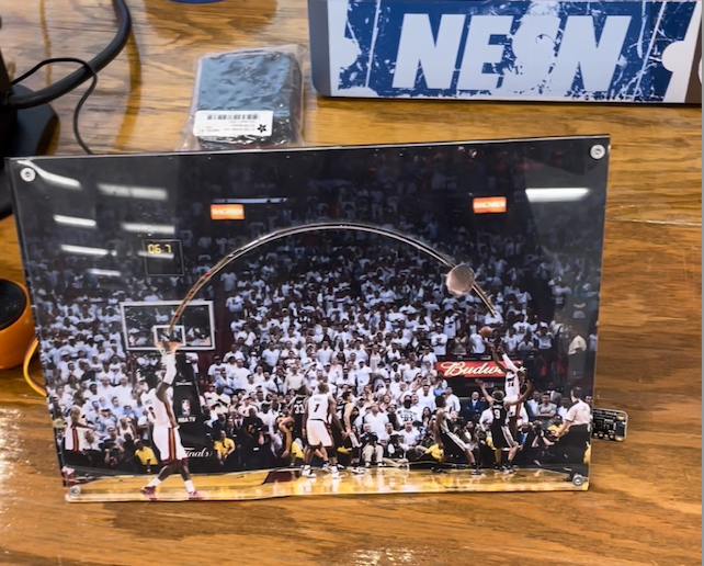 Gesture Sensing Moving NBA Ray Allen Desk Toy