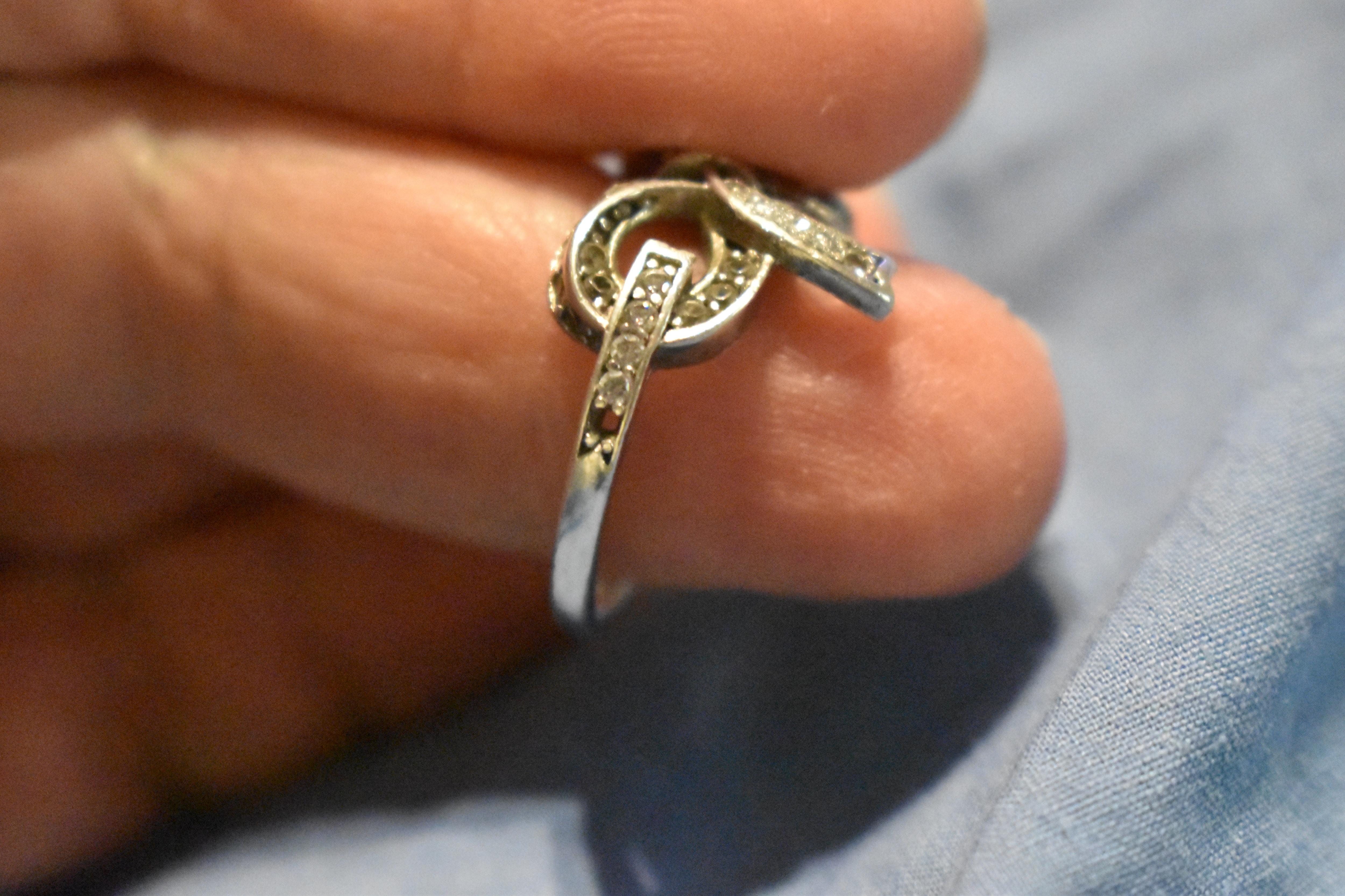 Repair Jewelry With Glitter!