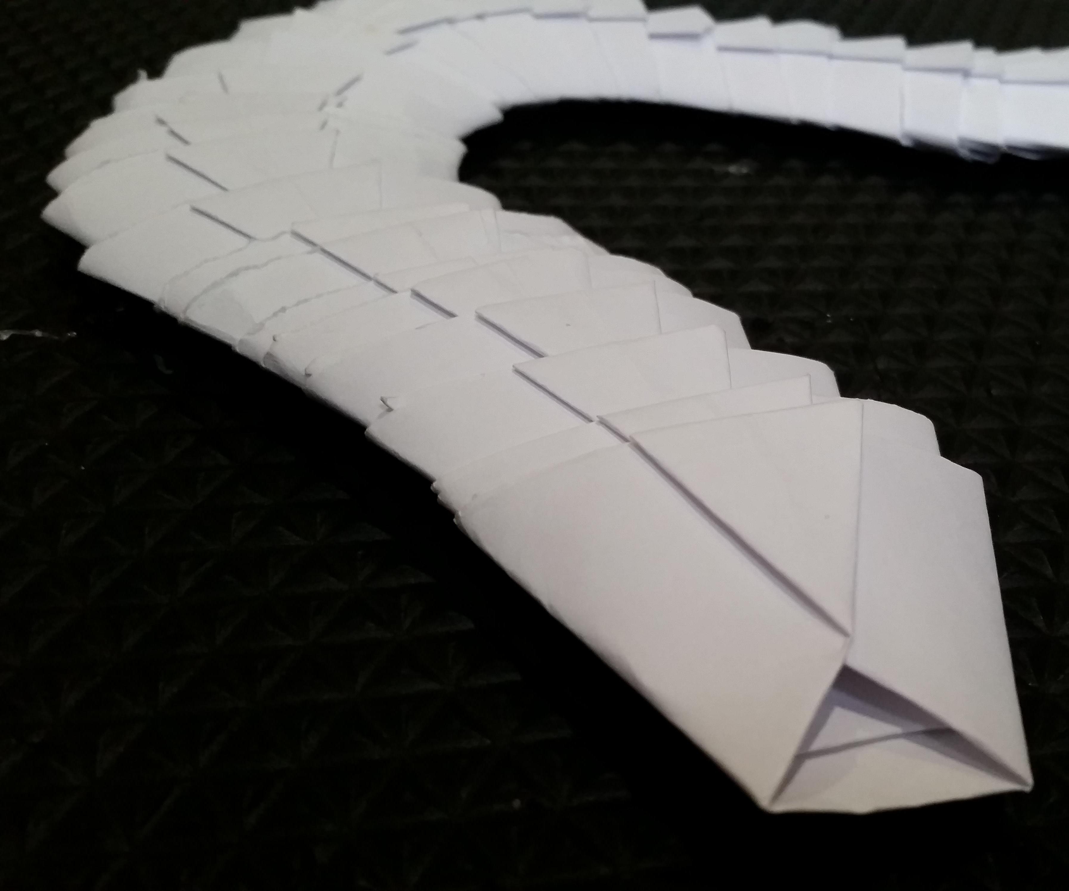 How to Make a Paper Worm Slinky