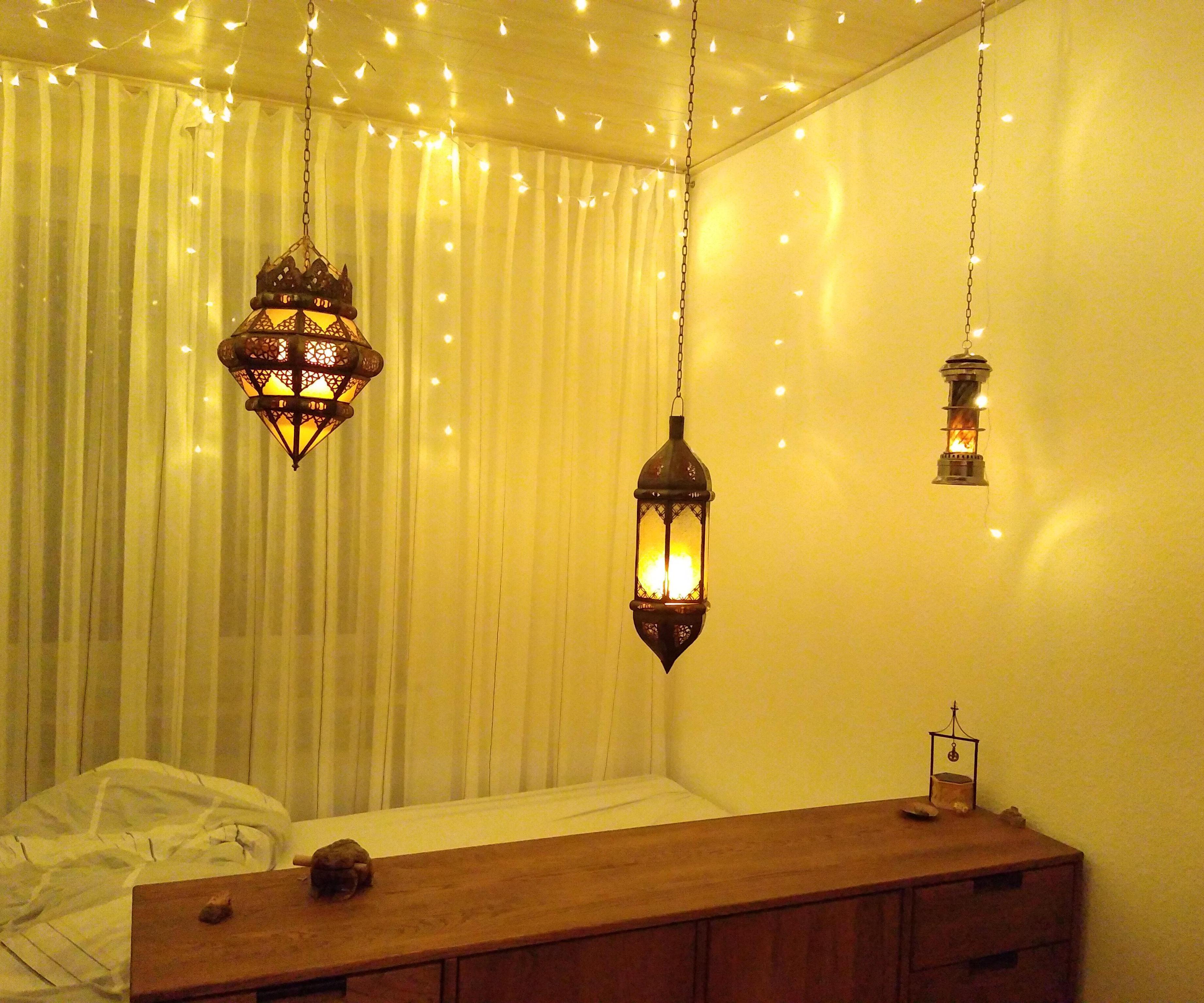 Cozy Bedroom Lighting (LED Lanterns With Invisible Cabling)