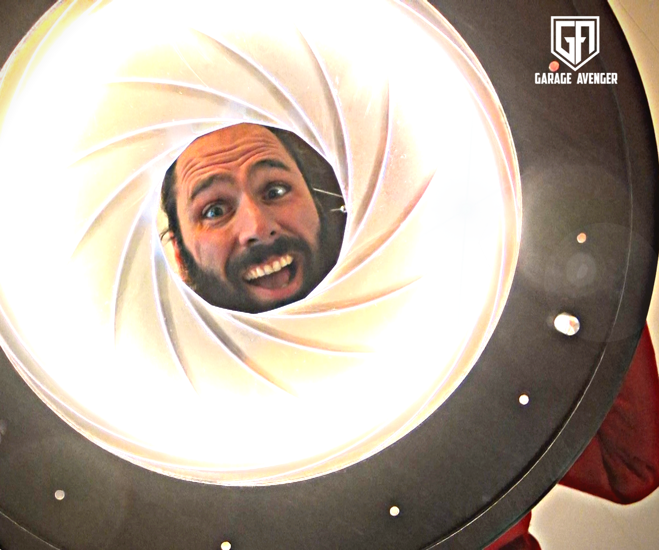 Dim the Lights Without a Dimmer - Mechanical Dimming Iris Lamp