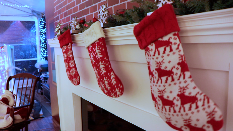 Motorized Swinging Christmas Stockings
