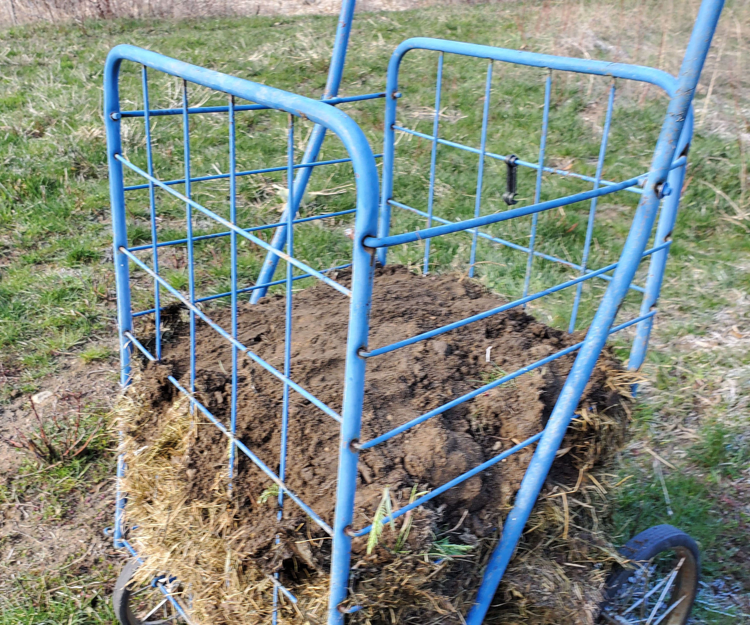 Portable Compost Bin/Garden