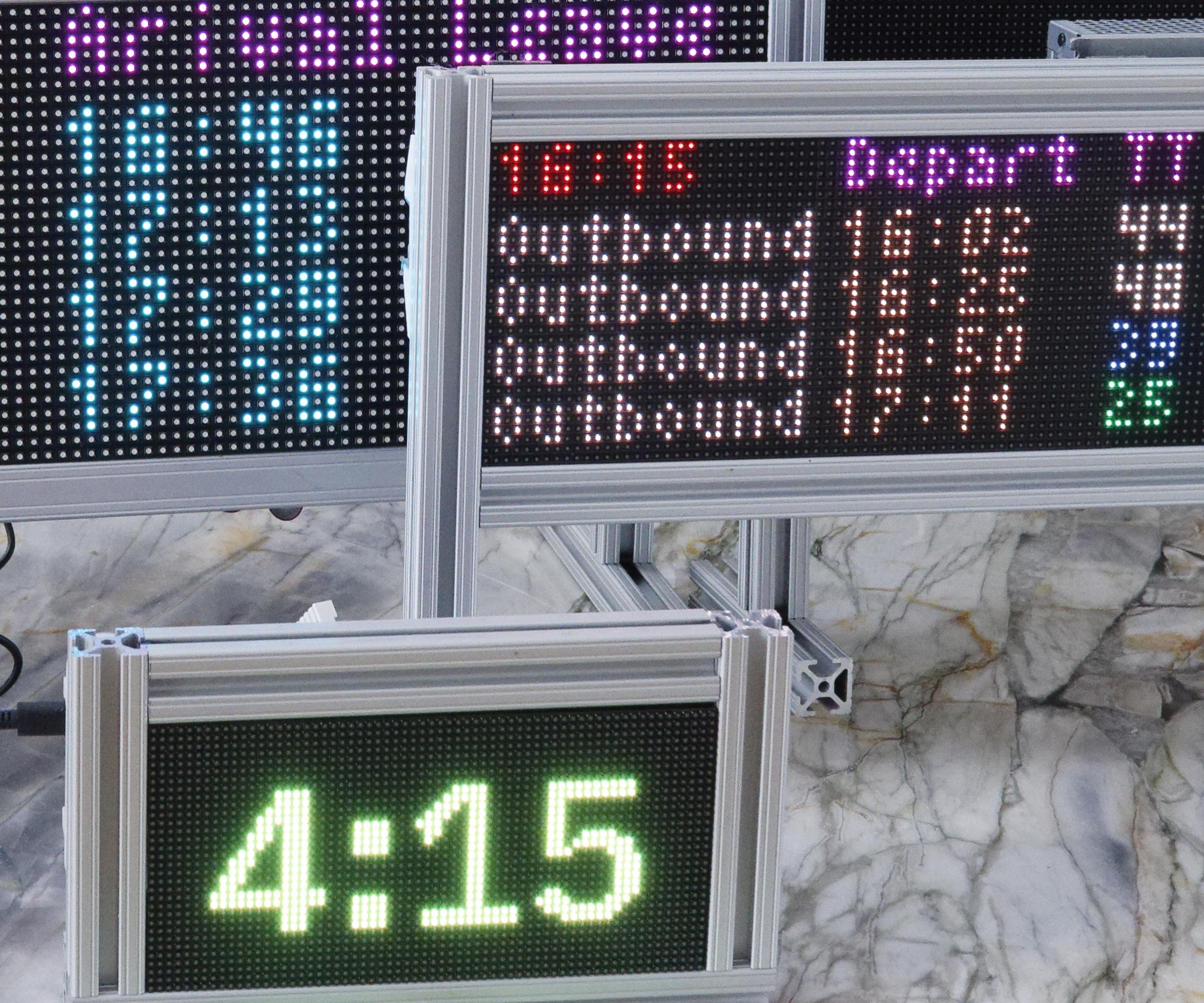 Simple Extruded Aluminum Frame for LED Panels