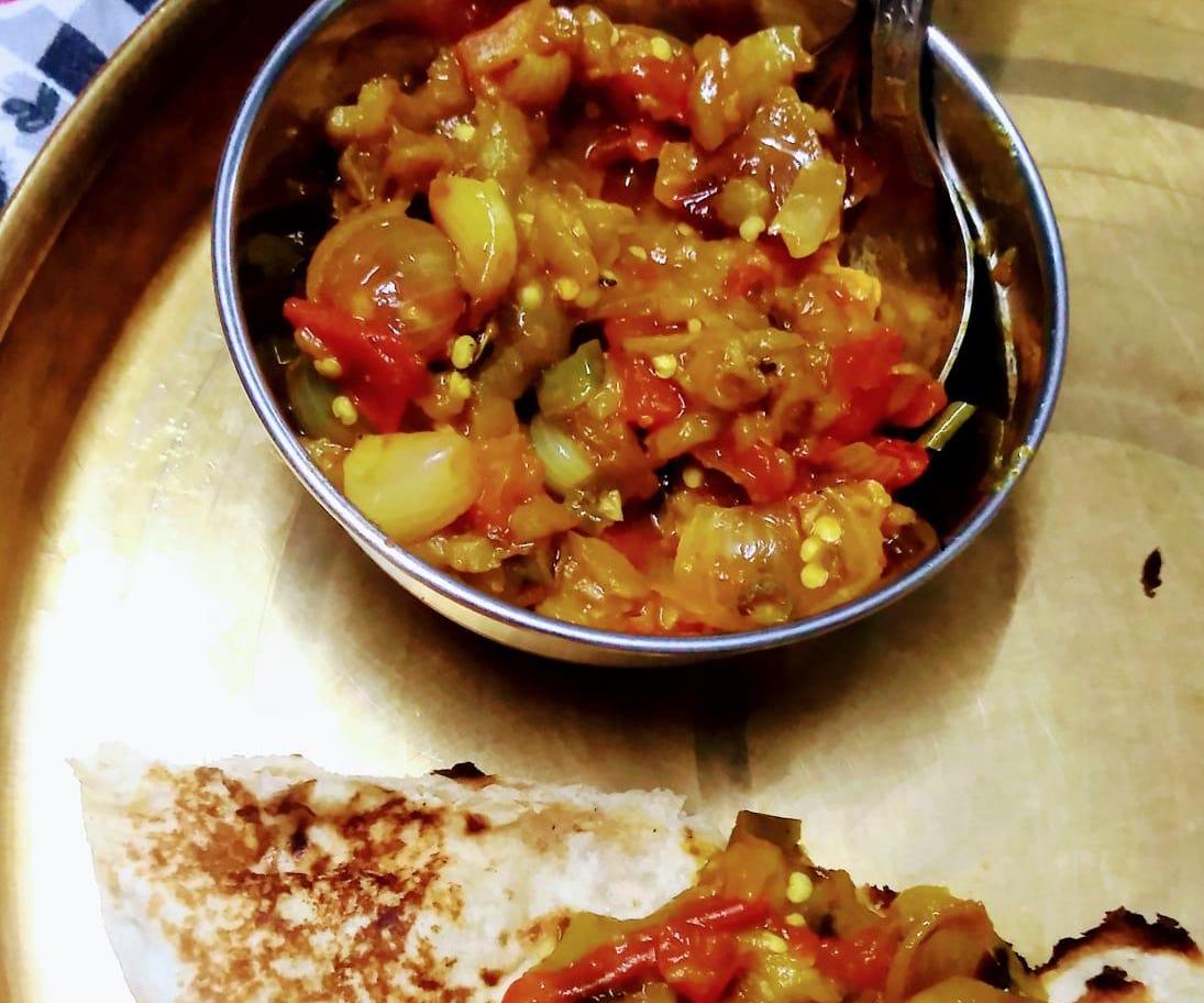 Brinjal and Onions Curry