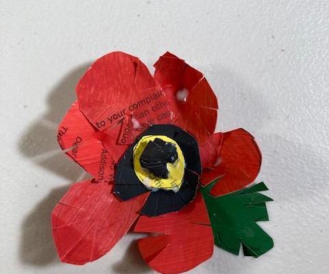How to Make Poppy Flowers From Things Laying Around House