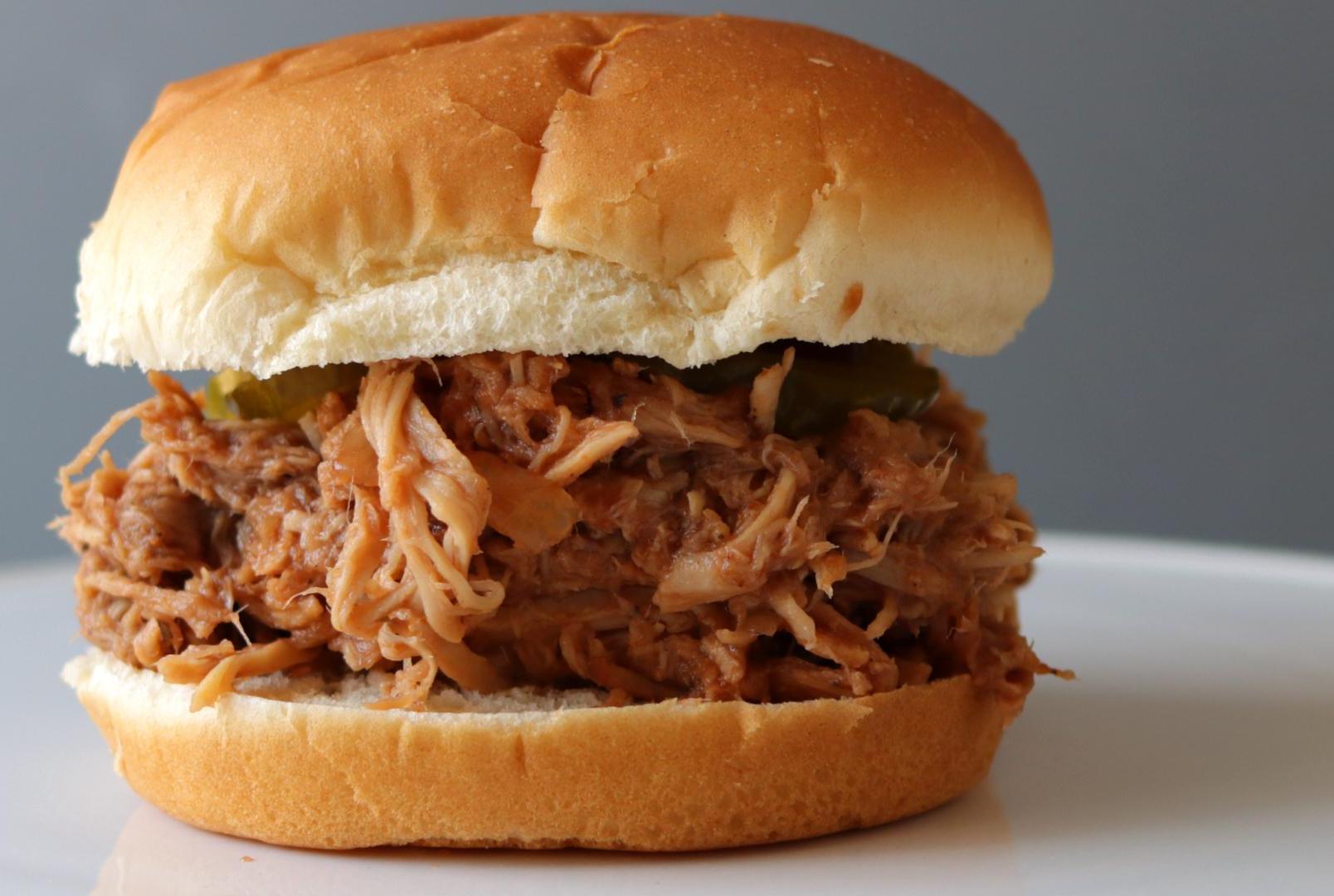 Pulled Pork in the Slow Cooker/Crock Pot