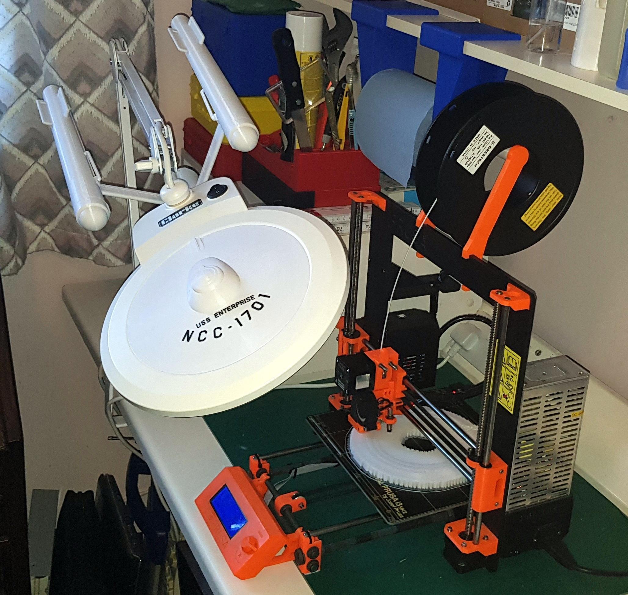 'Enterprising' Magnifying Lamp Upgrade