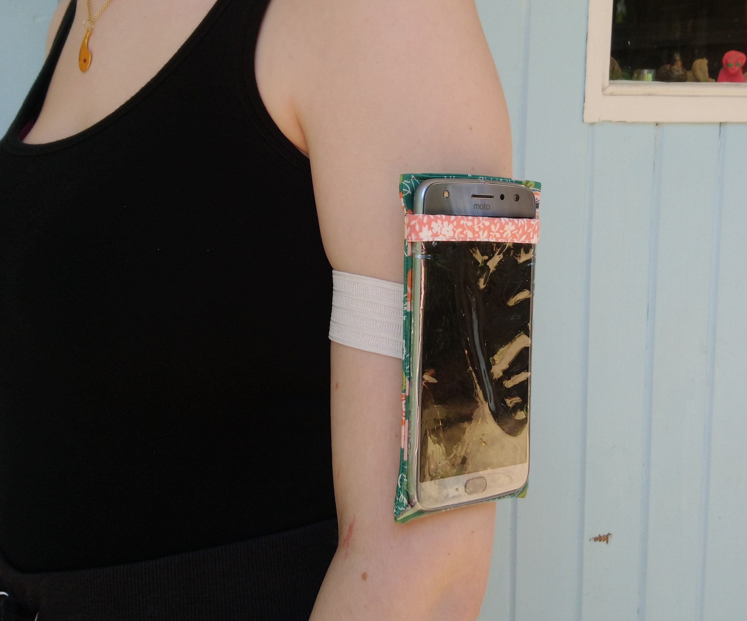 Workout Arm Phone Holder 