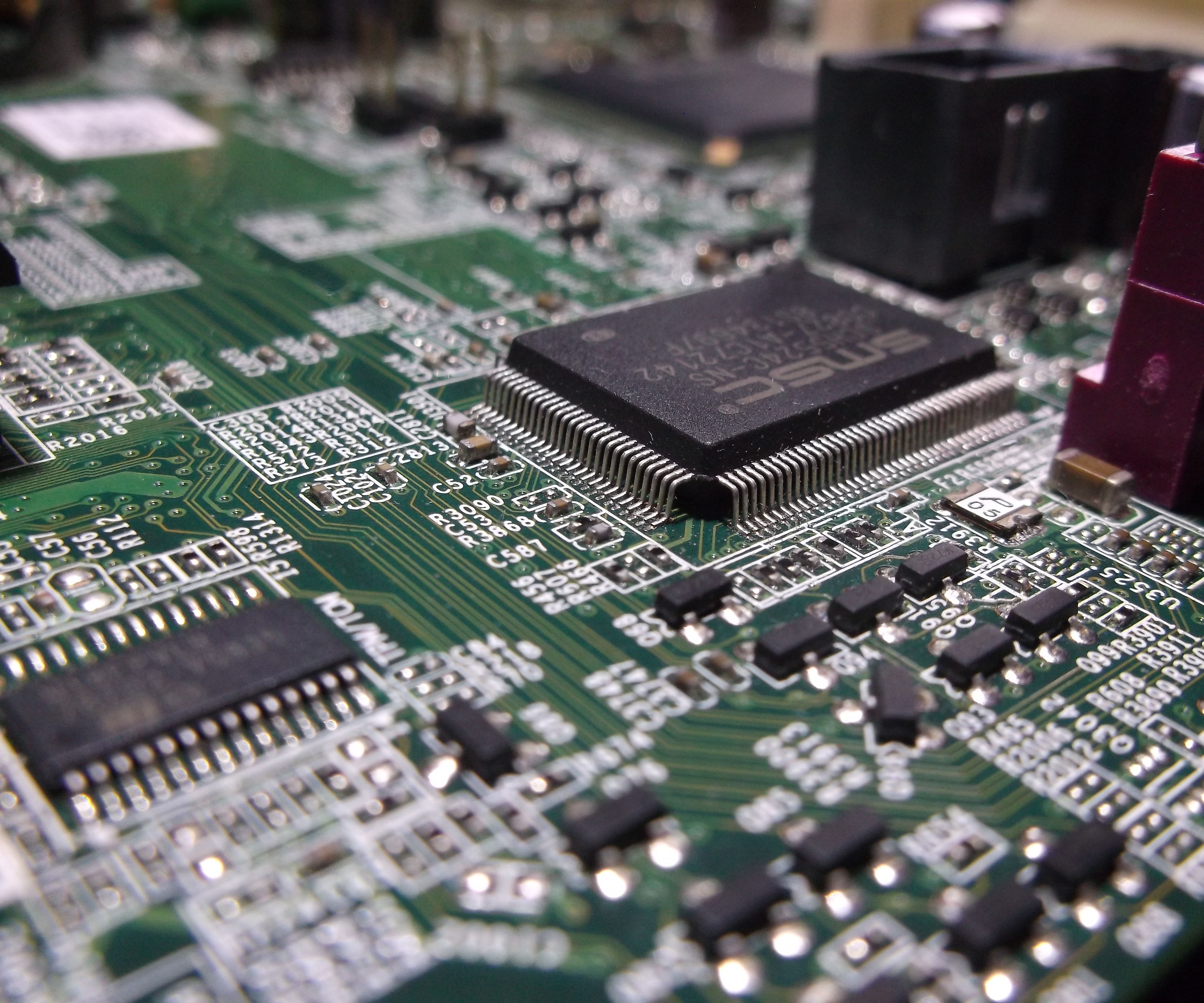 Desoldering Complex Components