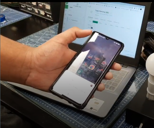 Pengaturan Lampu Menggunakan Voice Recognition Berbasis ESP32 DOIT Devkit V1