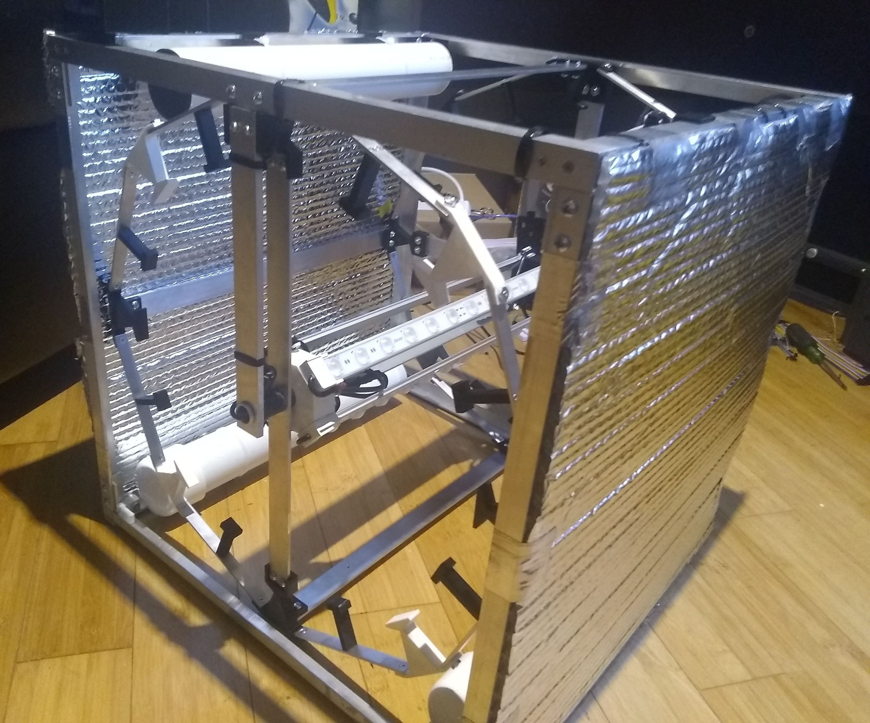 Genesis Cube - Advanced Plant Habitat