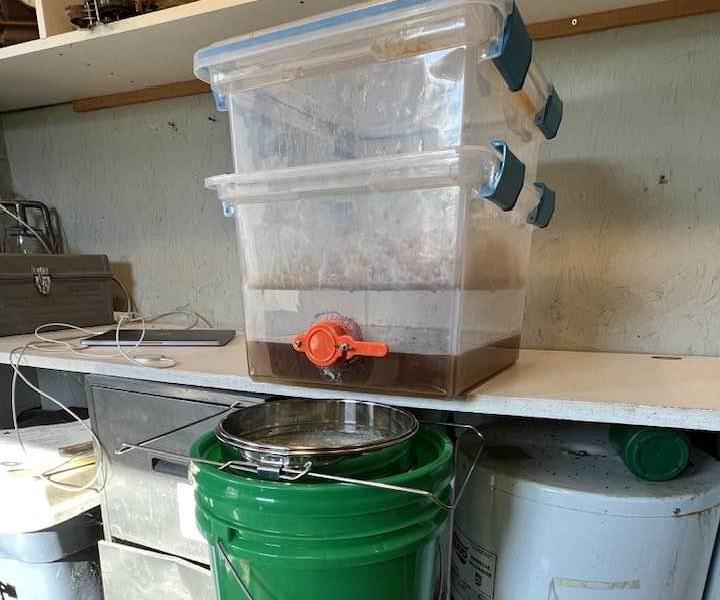 Honey Extractor Setup