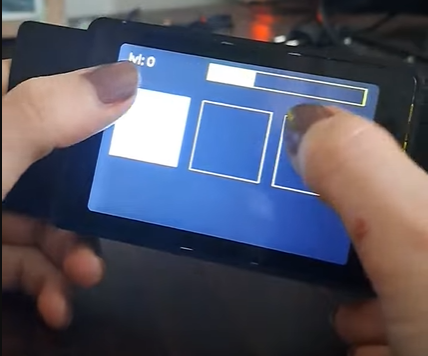 Mini Handheld Video Game - Lili Bruijn